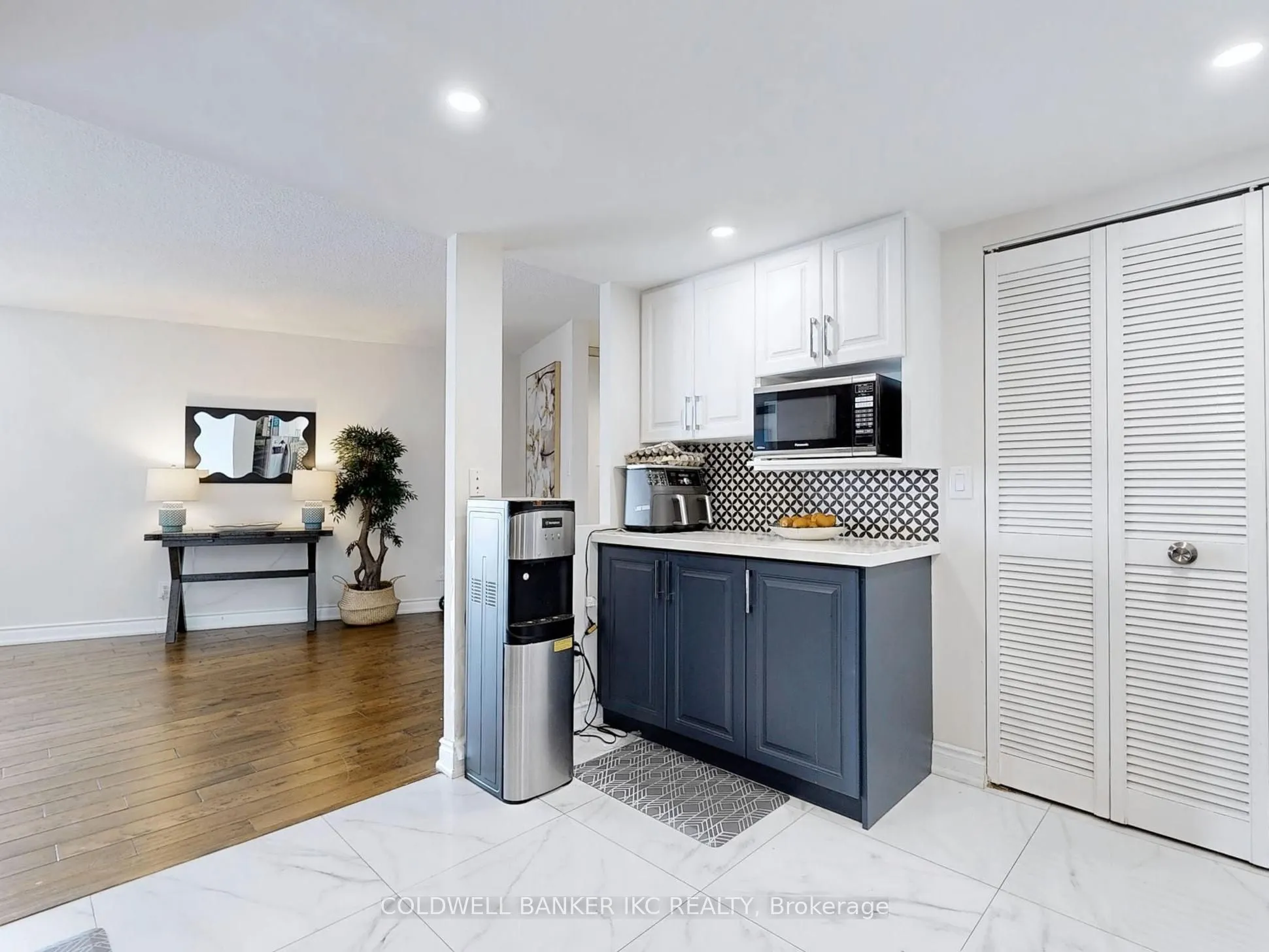 4235 Sherwood towne Boulevard, #1001