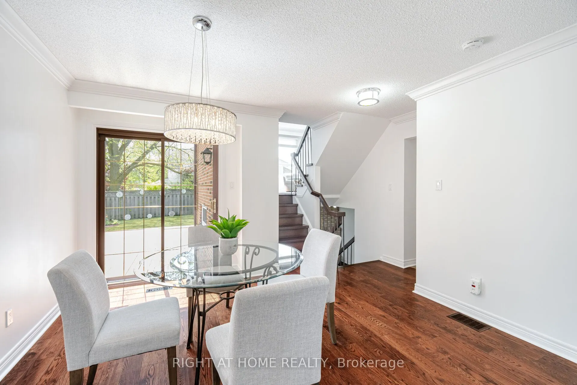 6 Winterfold Drive
