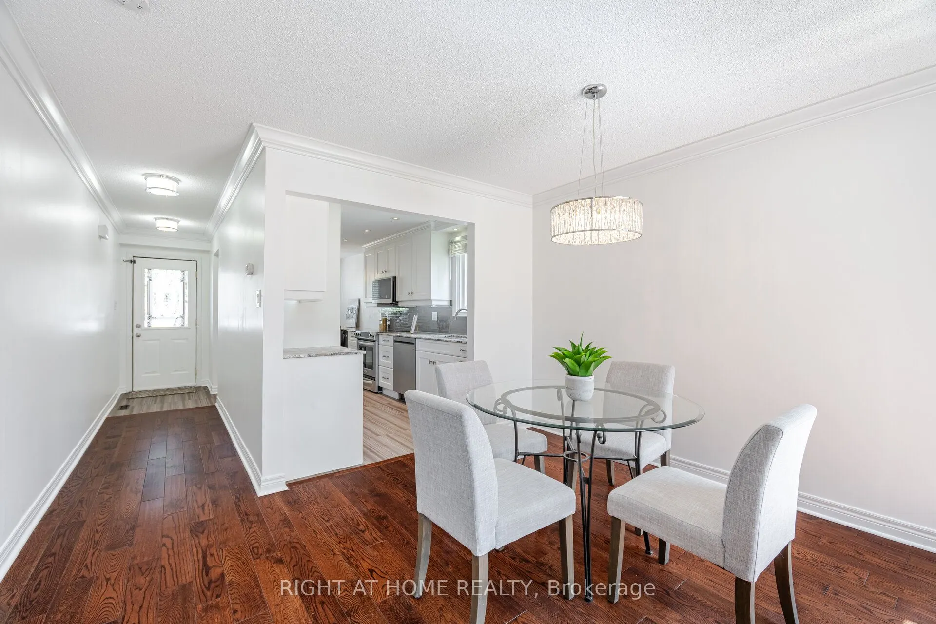 6 Winterfold Drive