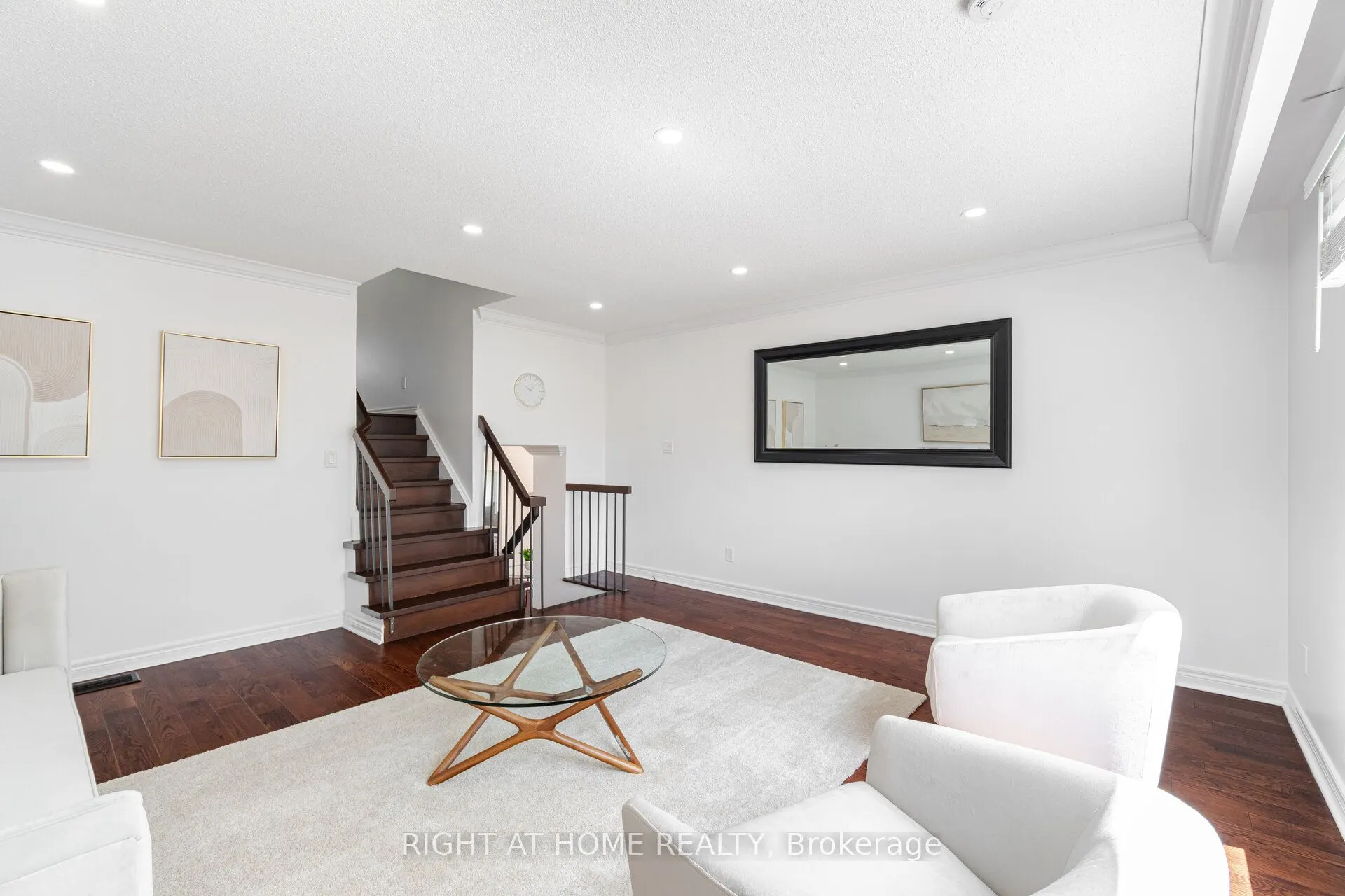 6 Winterfold Drive