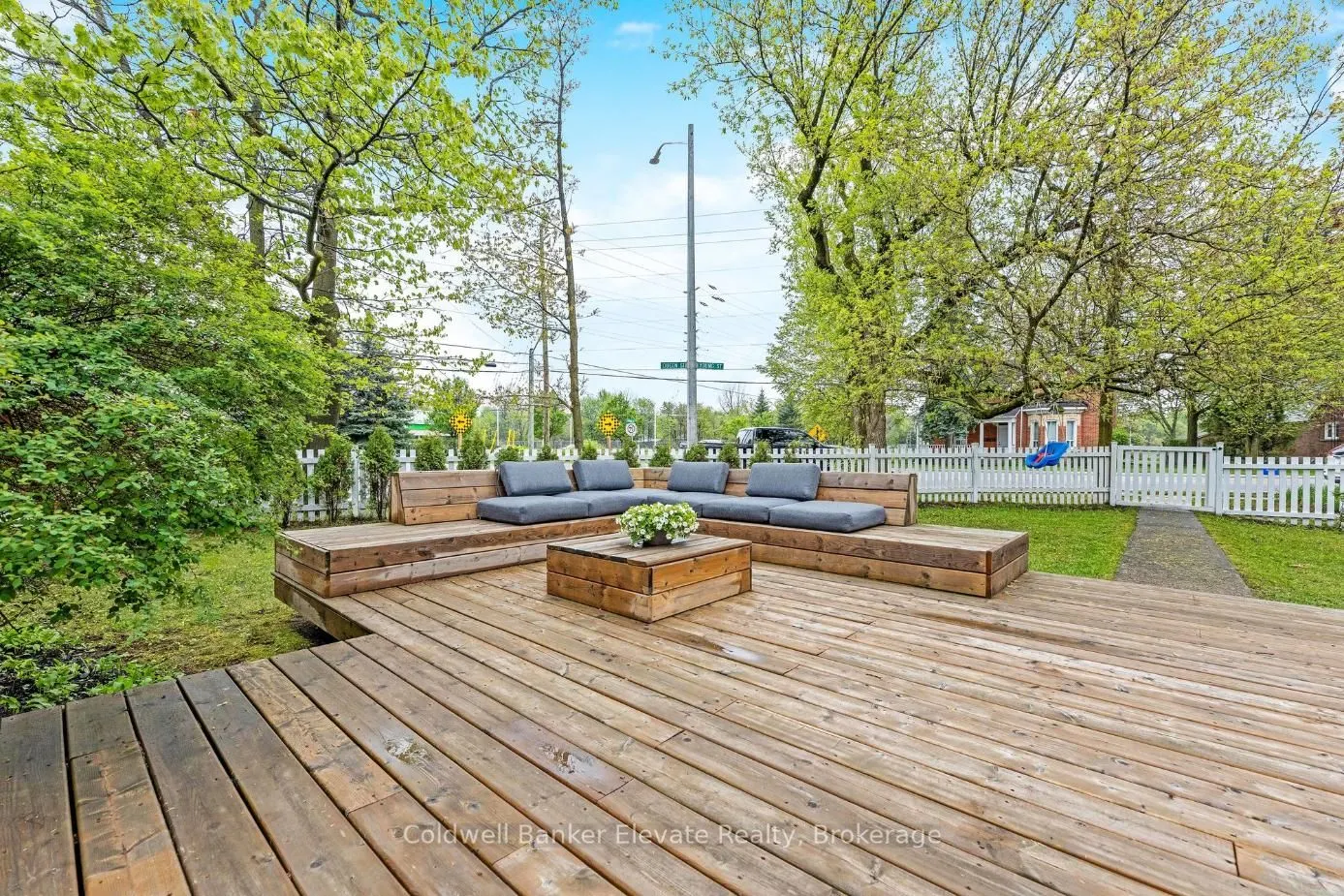243 Queen Street E
