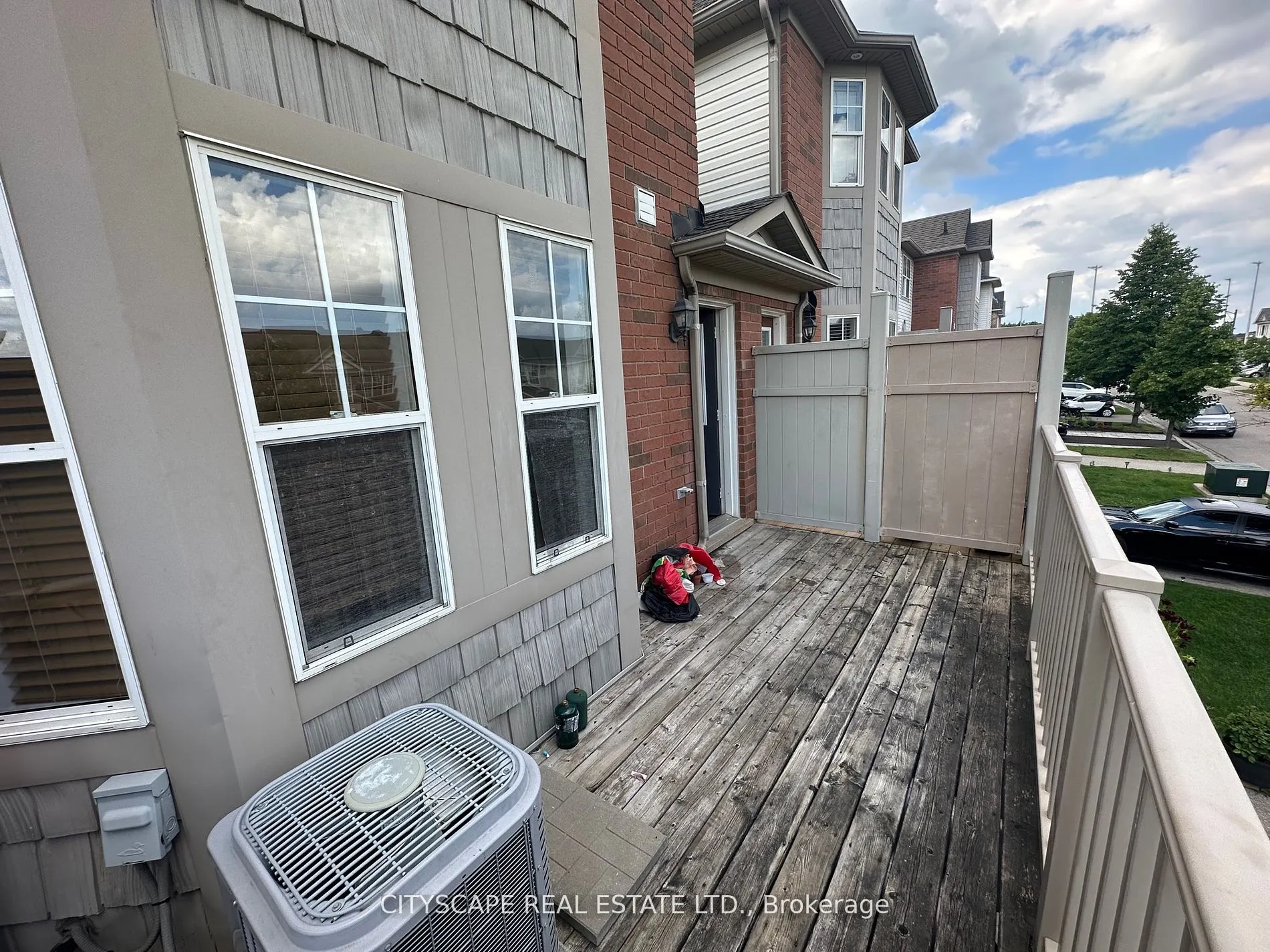 1155 Mcdowell Crescent
