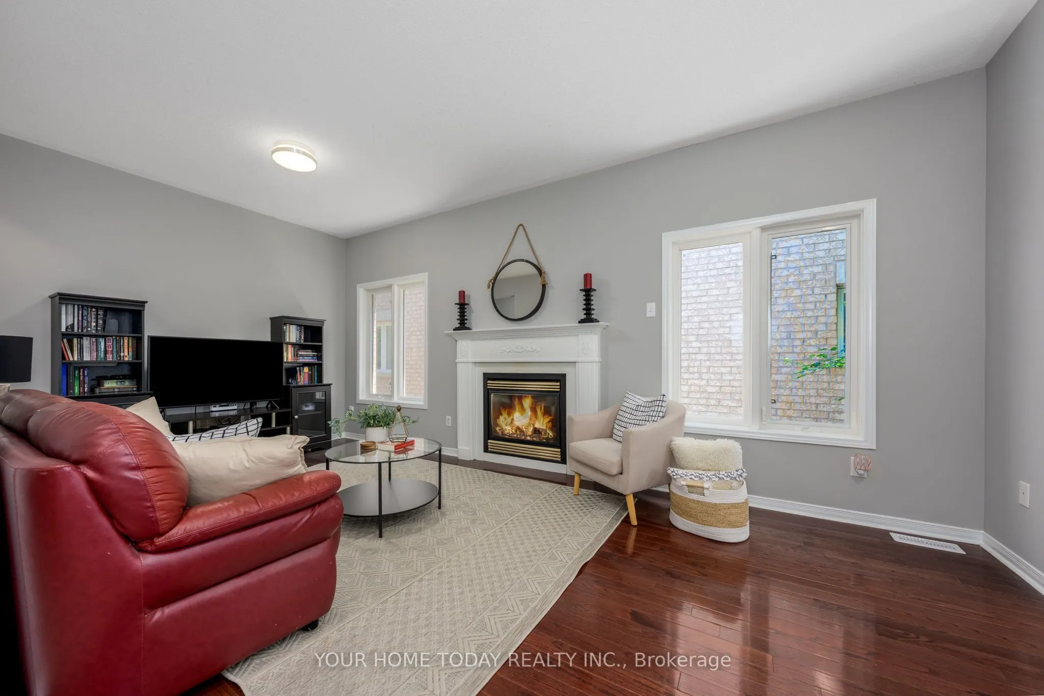 31 Elderberry Gate