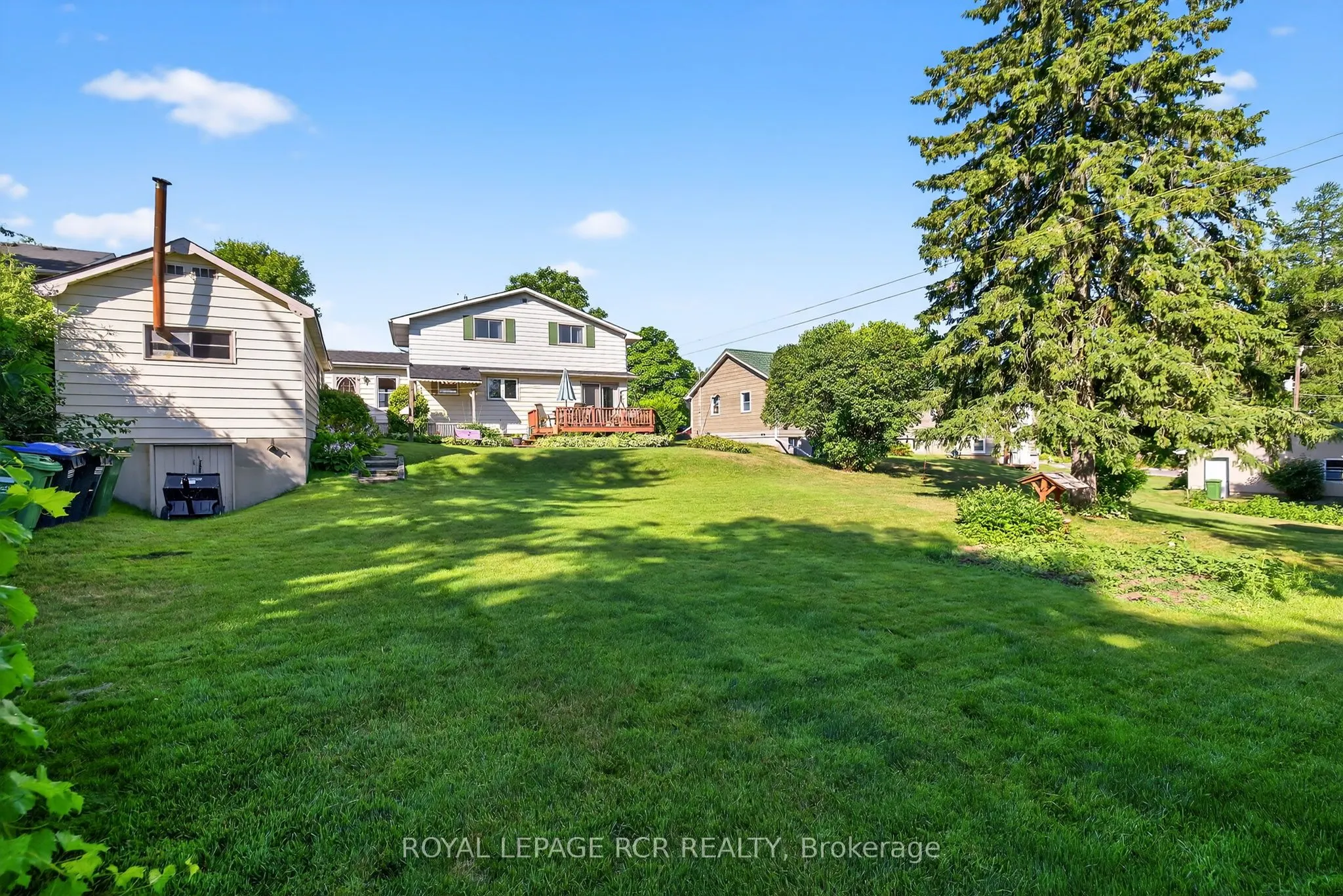 7 Wallace Avenue
