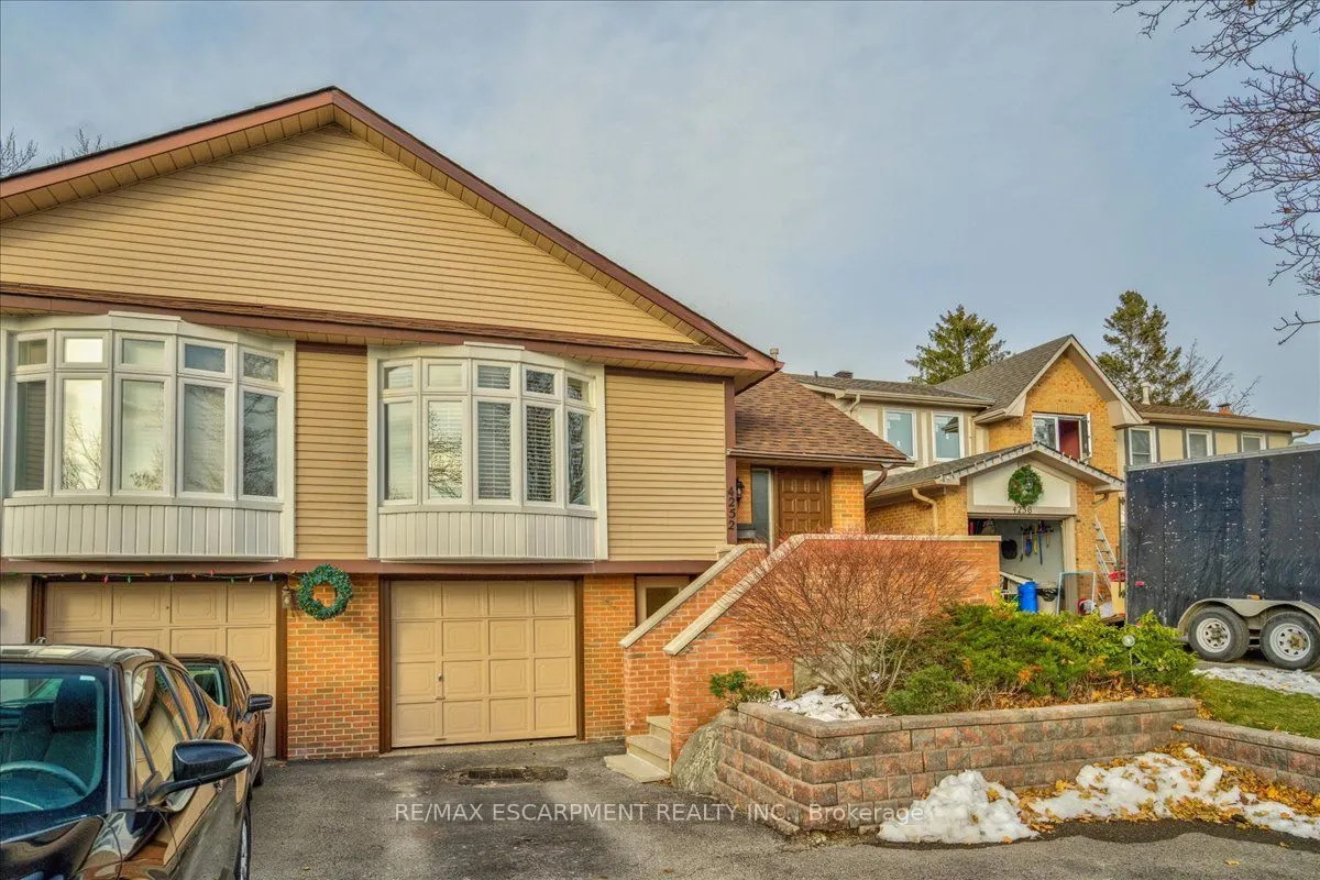 4252 Jefton Crescent, #Lower