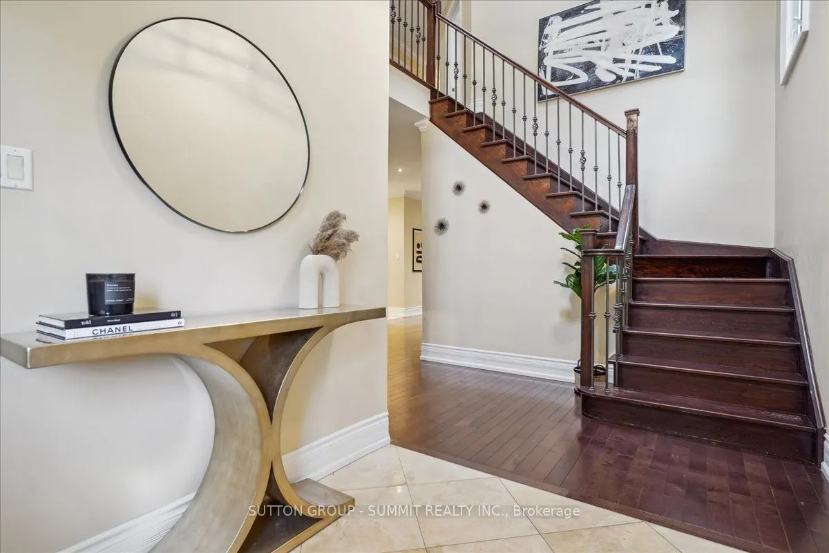 137 Eaglewood Boulevard