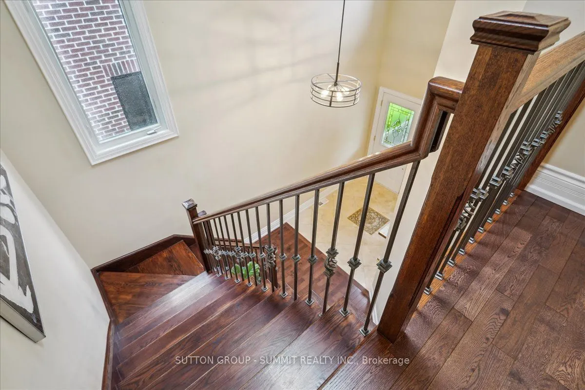 137 Eaglewood Boulevard