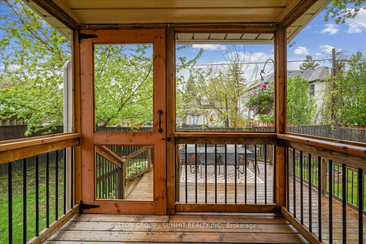 137 Eaglewood Boulevard