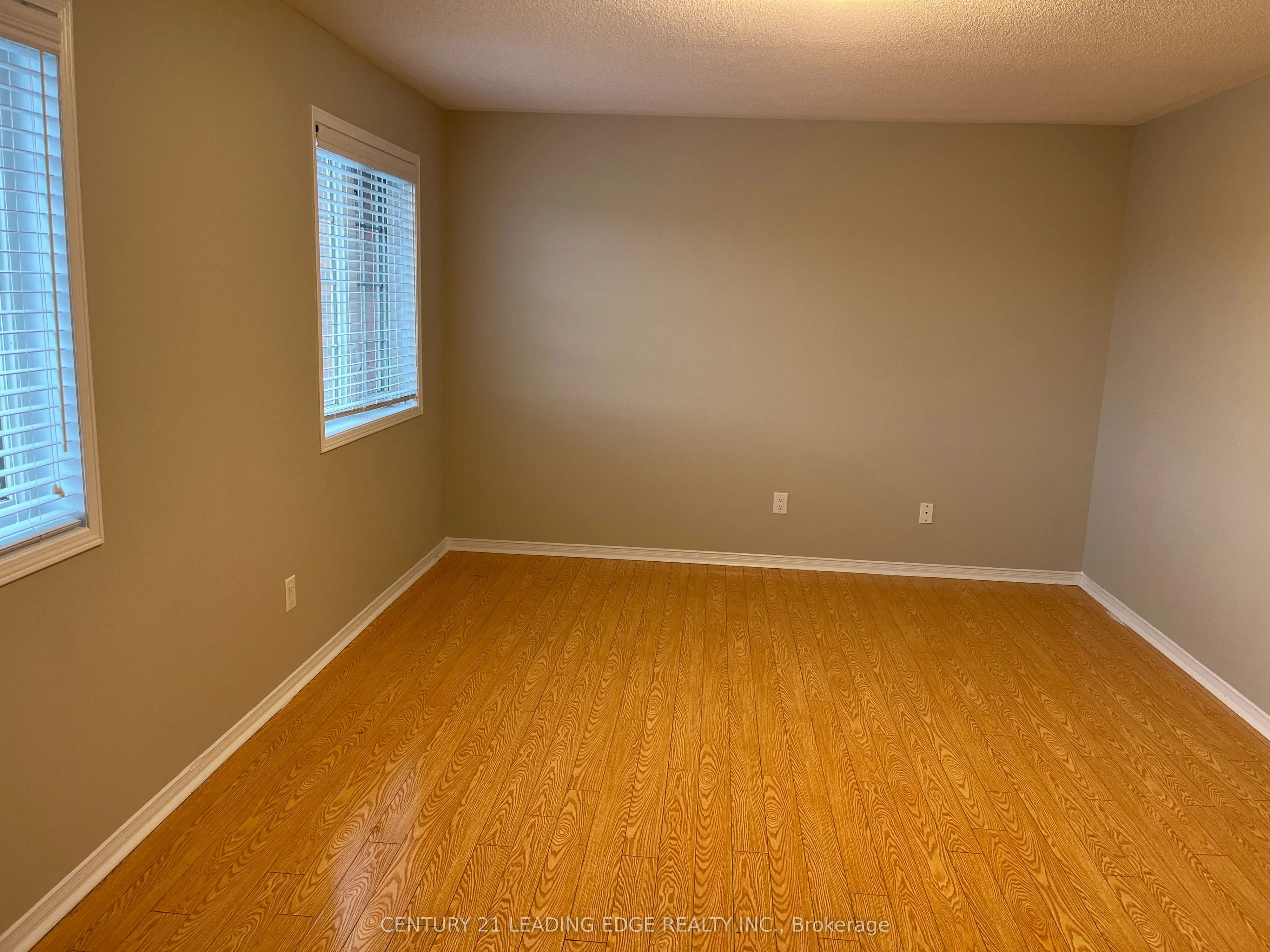 12 Owens Road, #Main & Upper