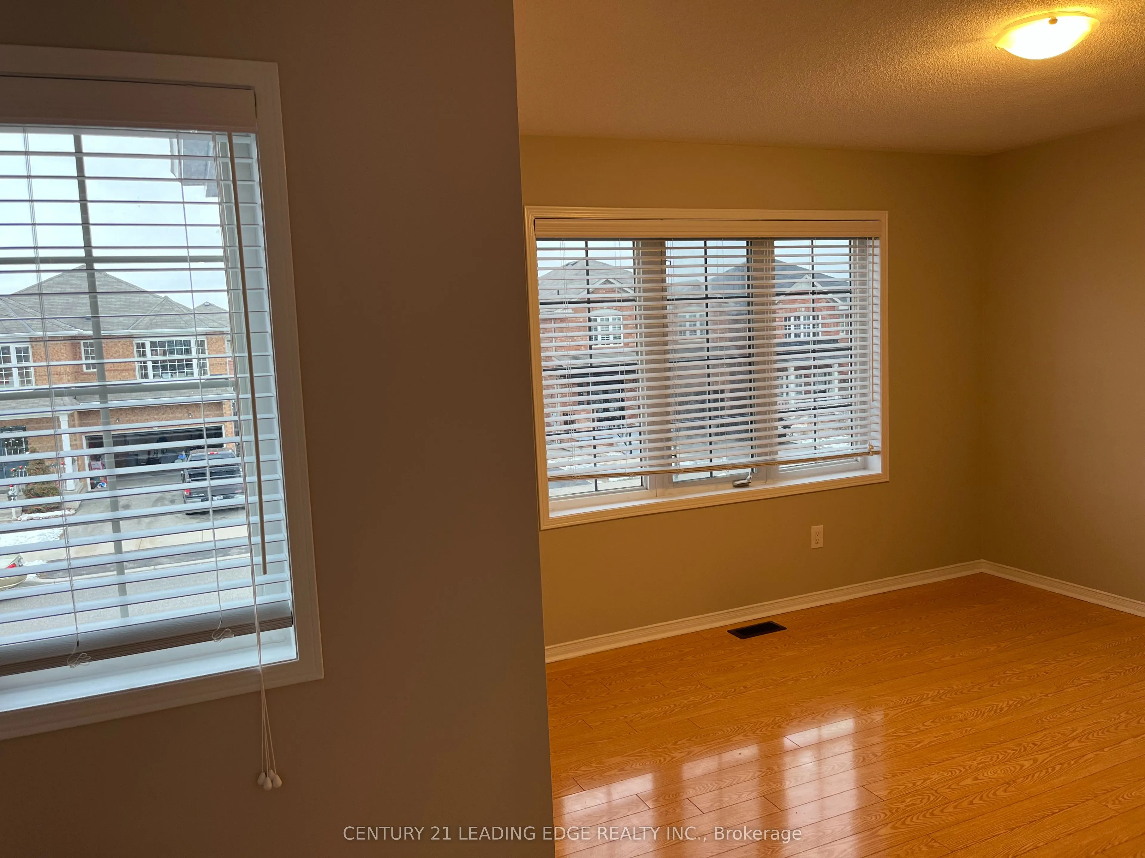 12 Owens Road, #Main & Upper