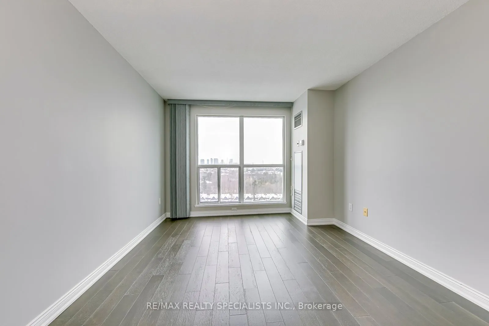2177 Burnhamthorpe Road W, #1605