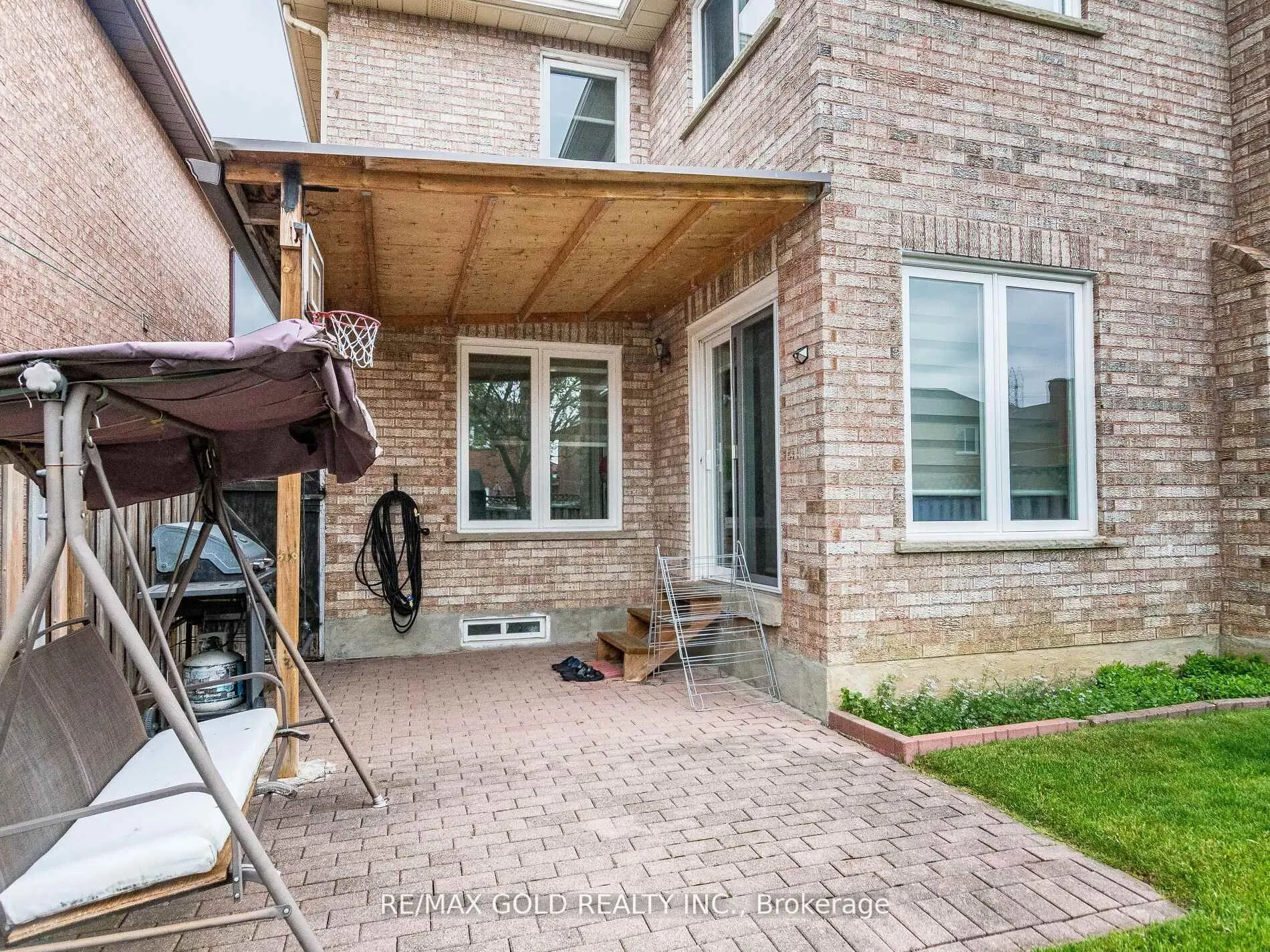 14 Kentucky Drive