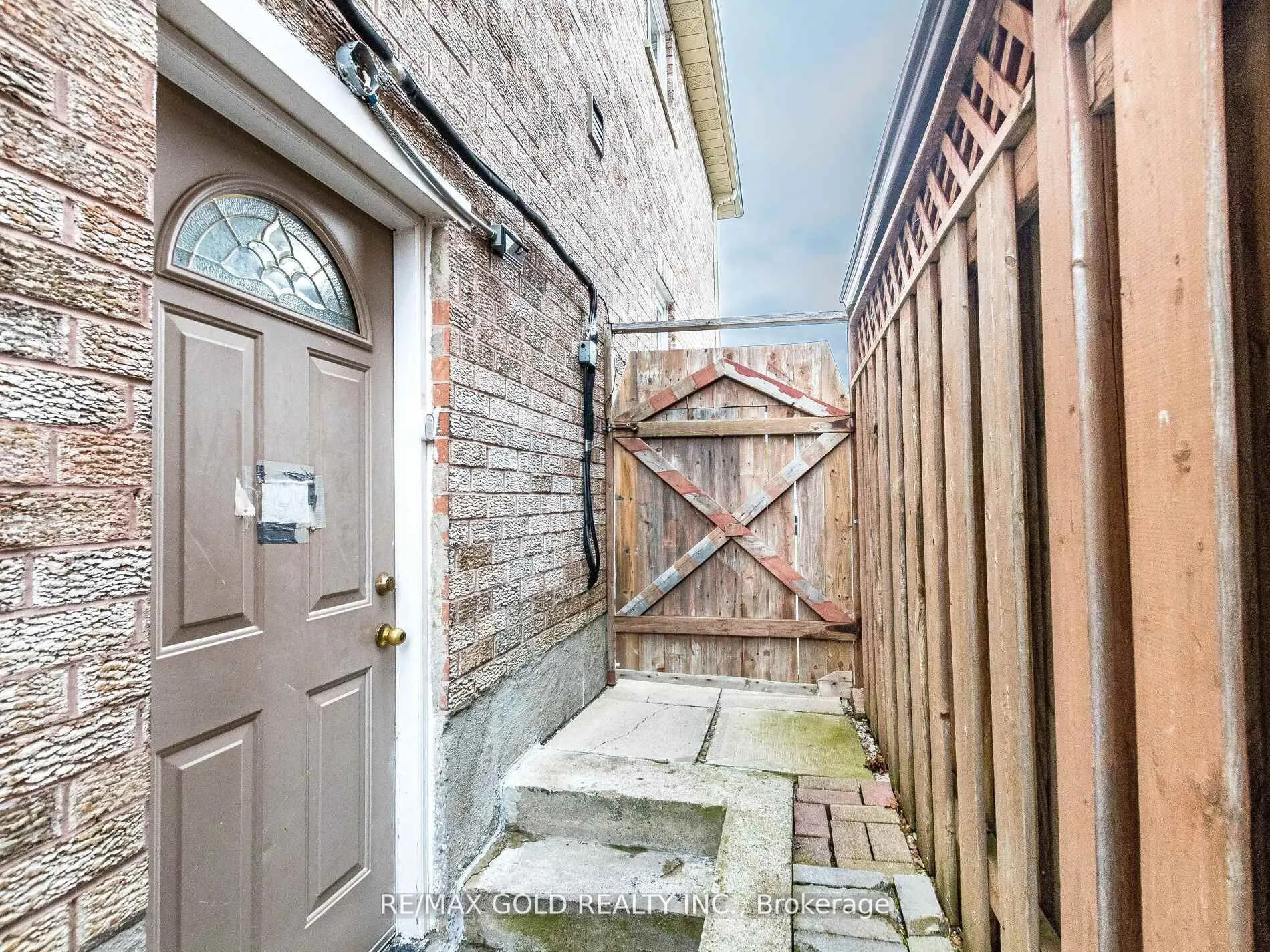 14 Kentucky Drive