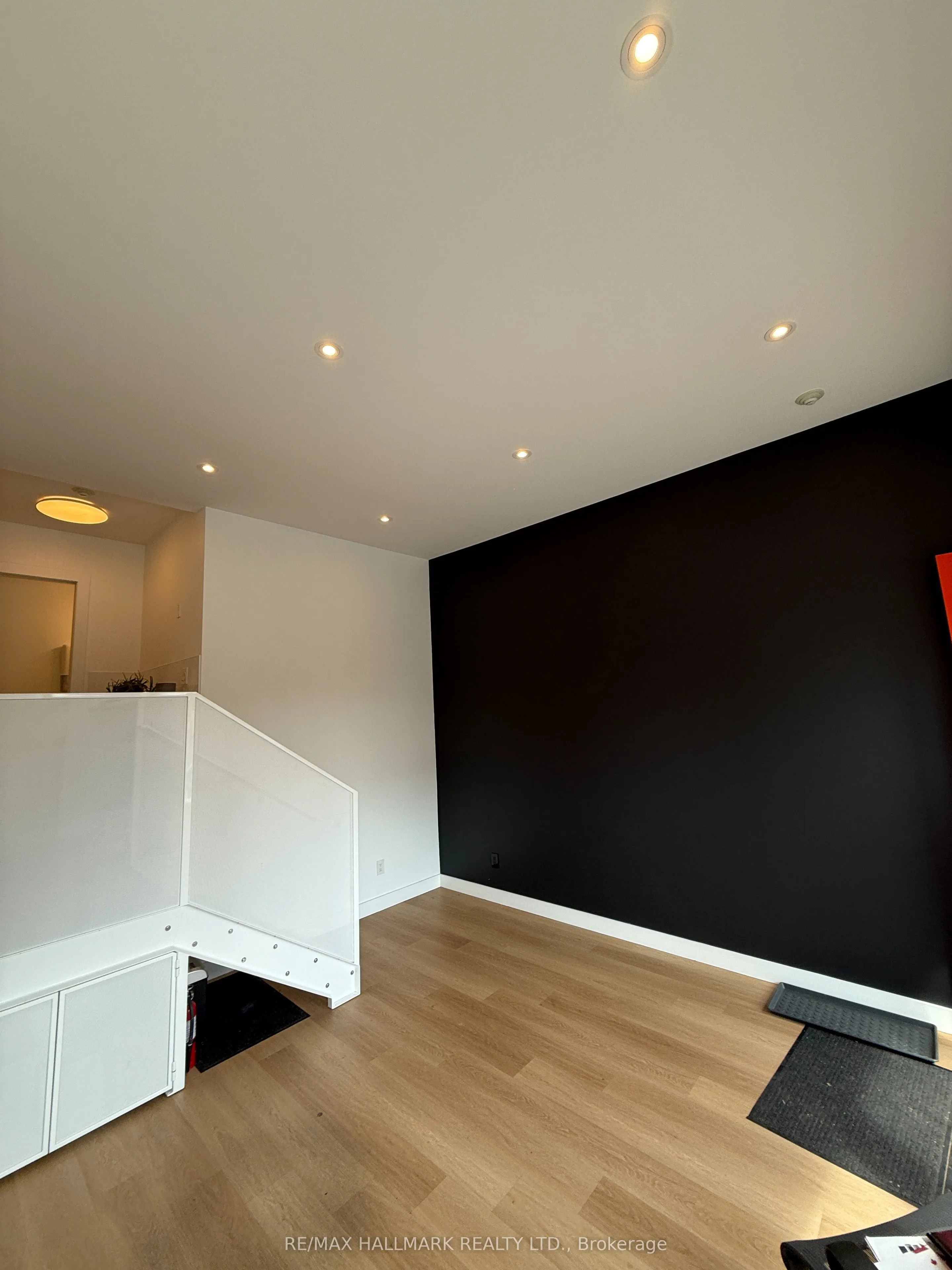 2267 Dundas Street W, #Ground Floor