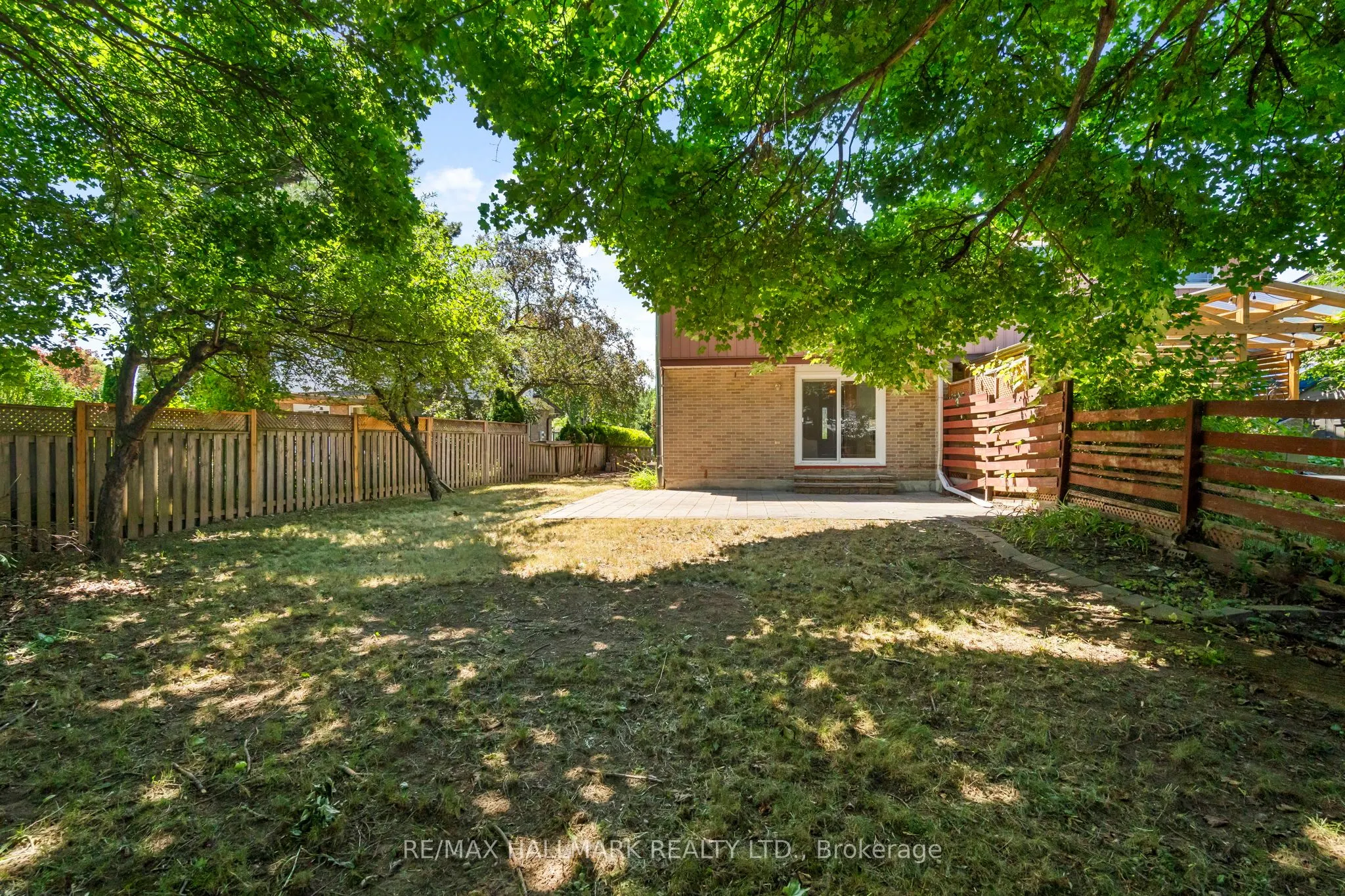 3458 Martins Pine Crescent