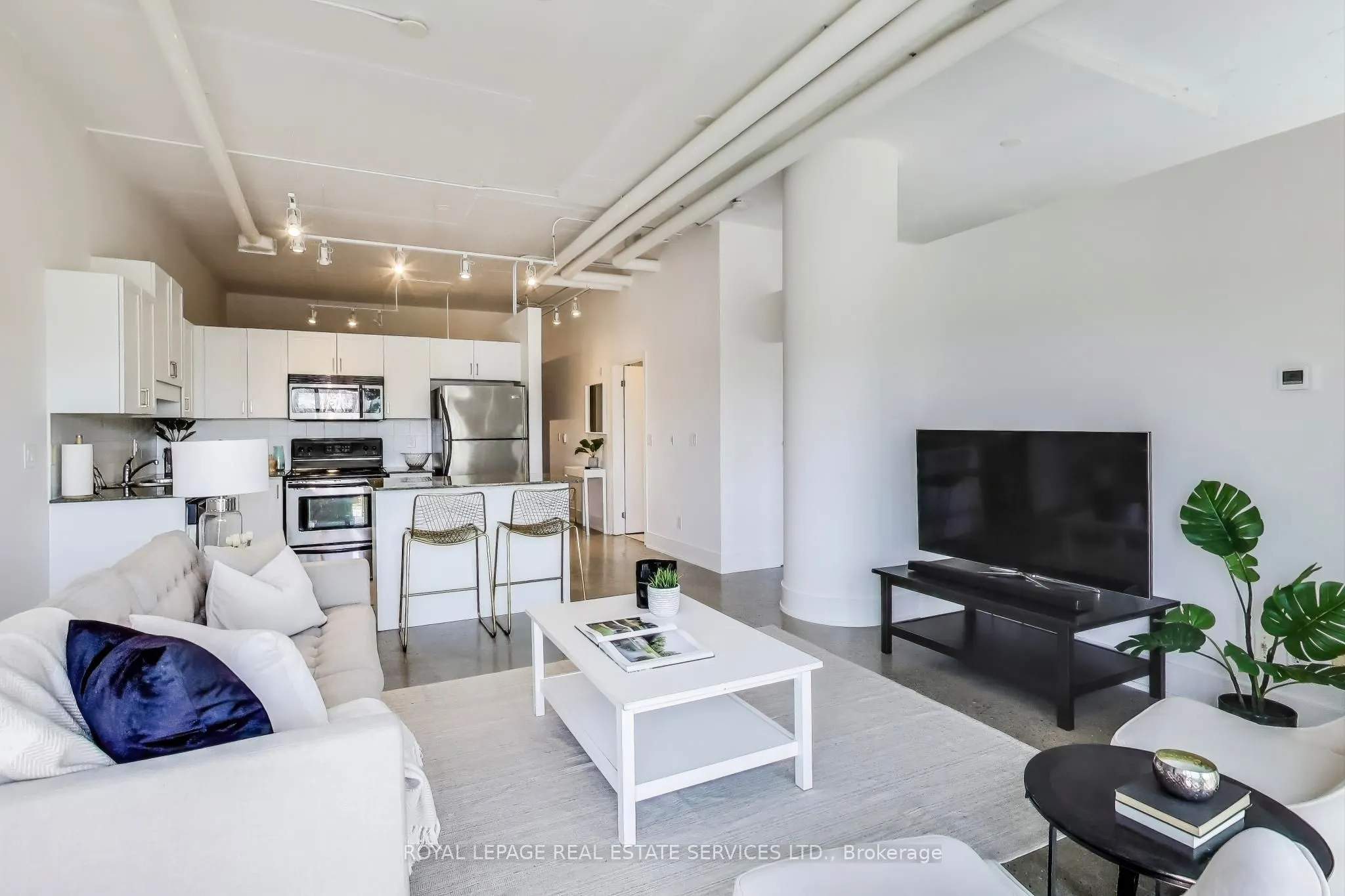 2 Fieldway Road, #507