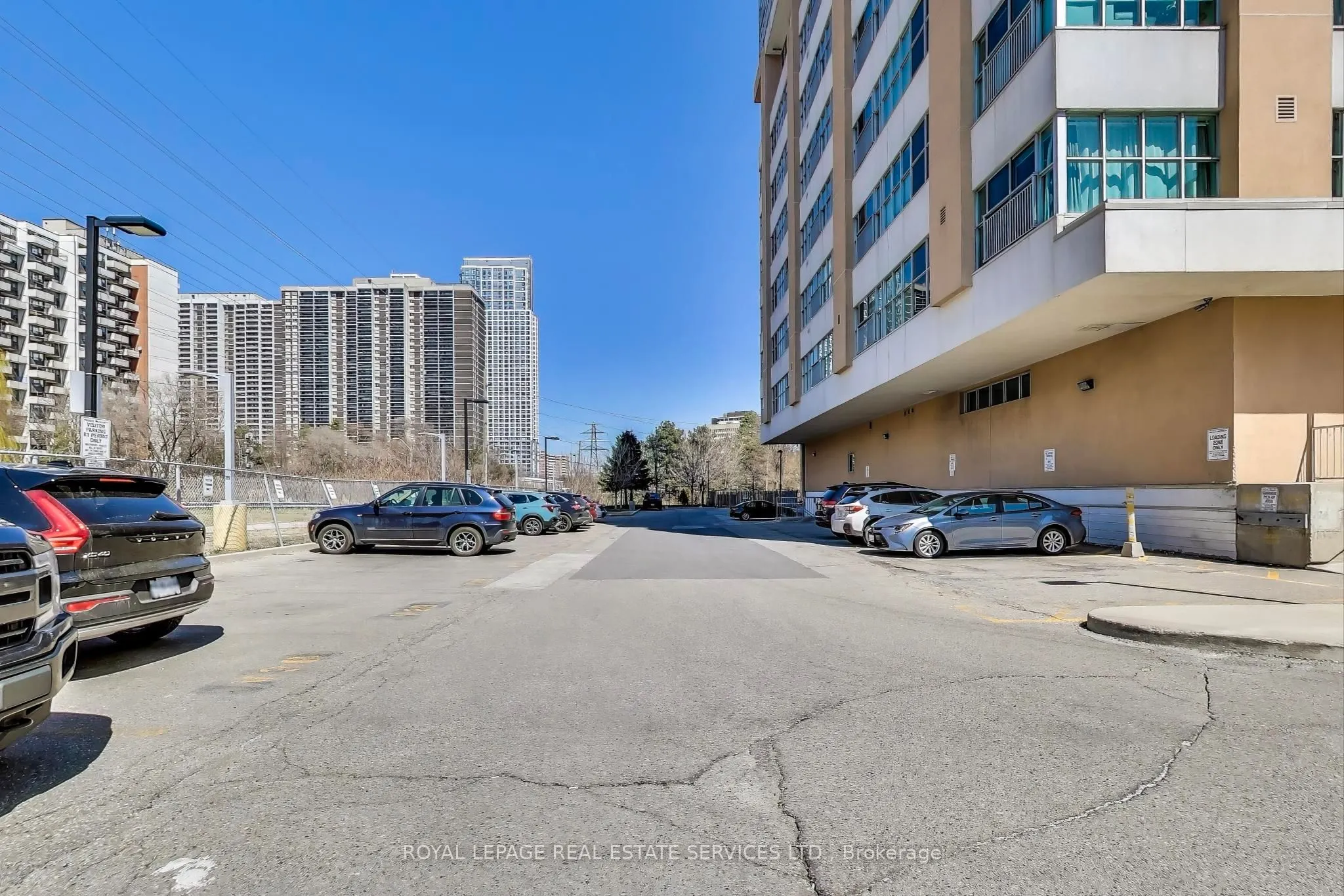 2 Fieldway Road, #507