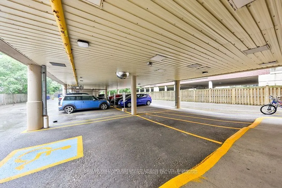 4198 Dundas Street W, #210