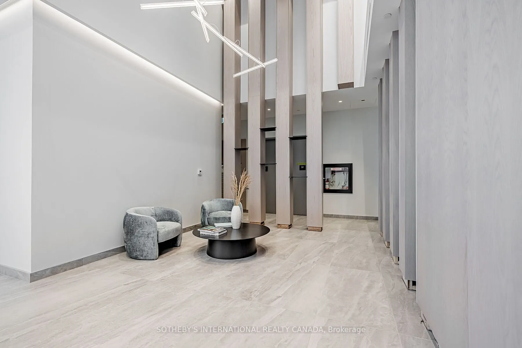 86 Dundas Street E, #1521