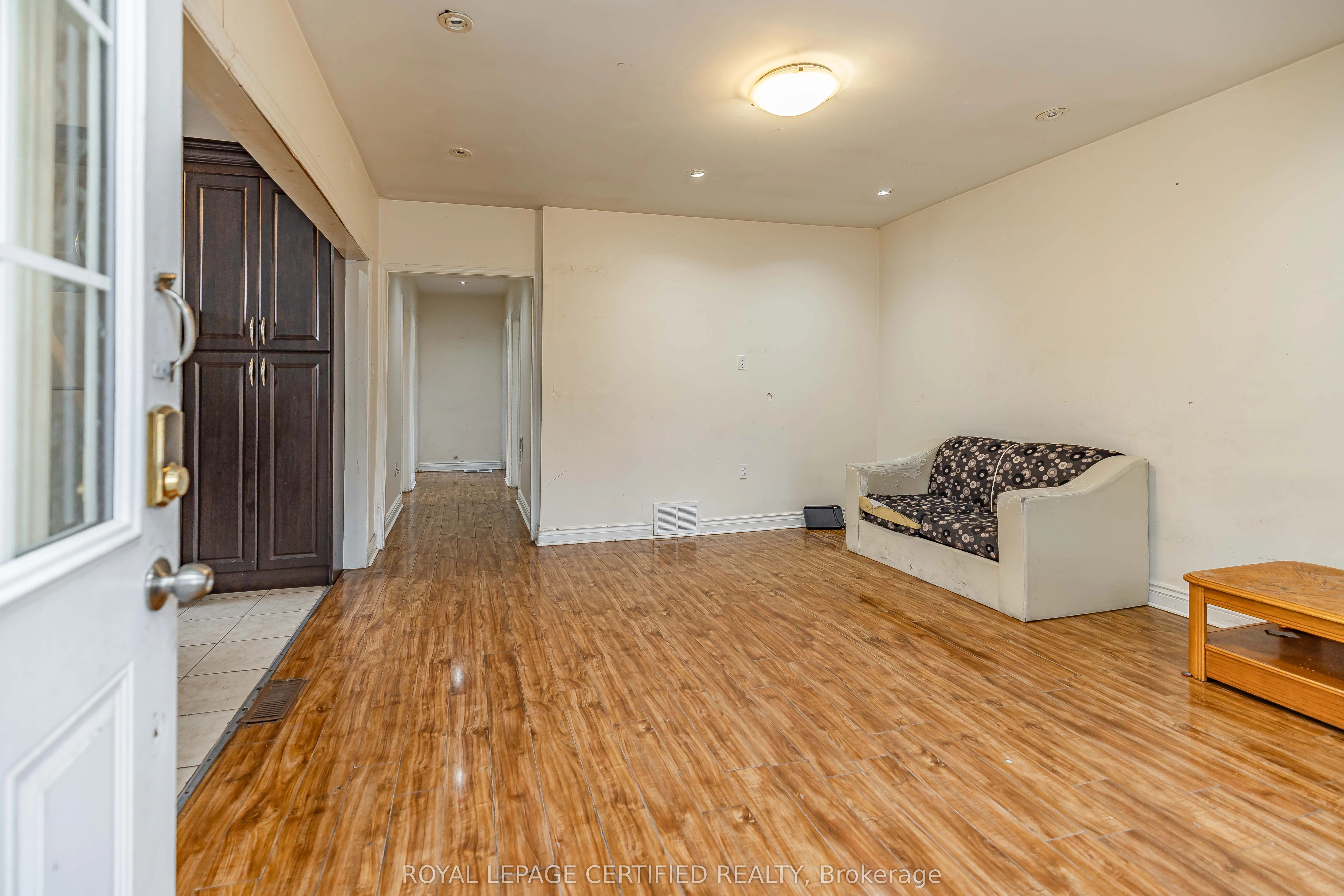 102 WOODWARD Avenue
