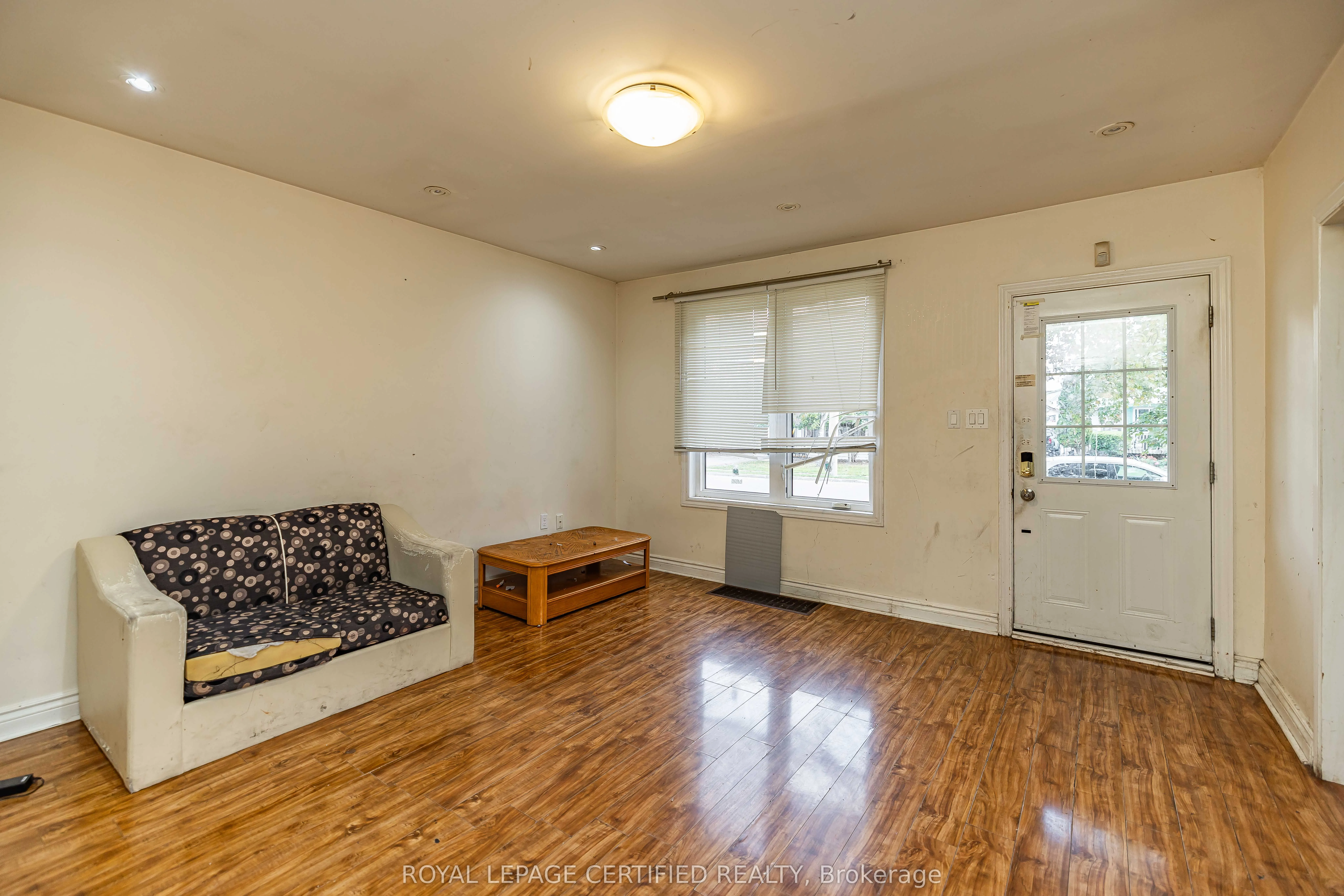102 WOODWARD Avenue