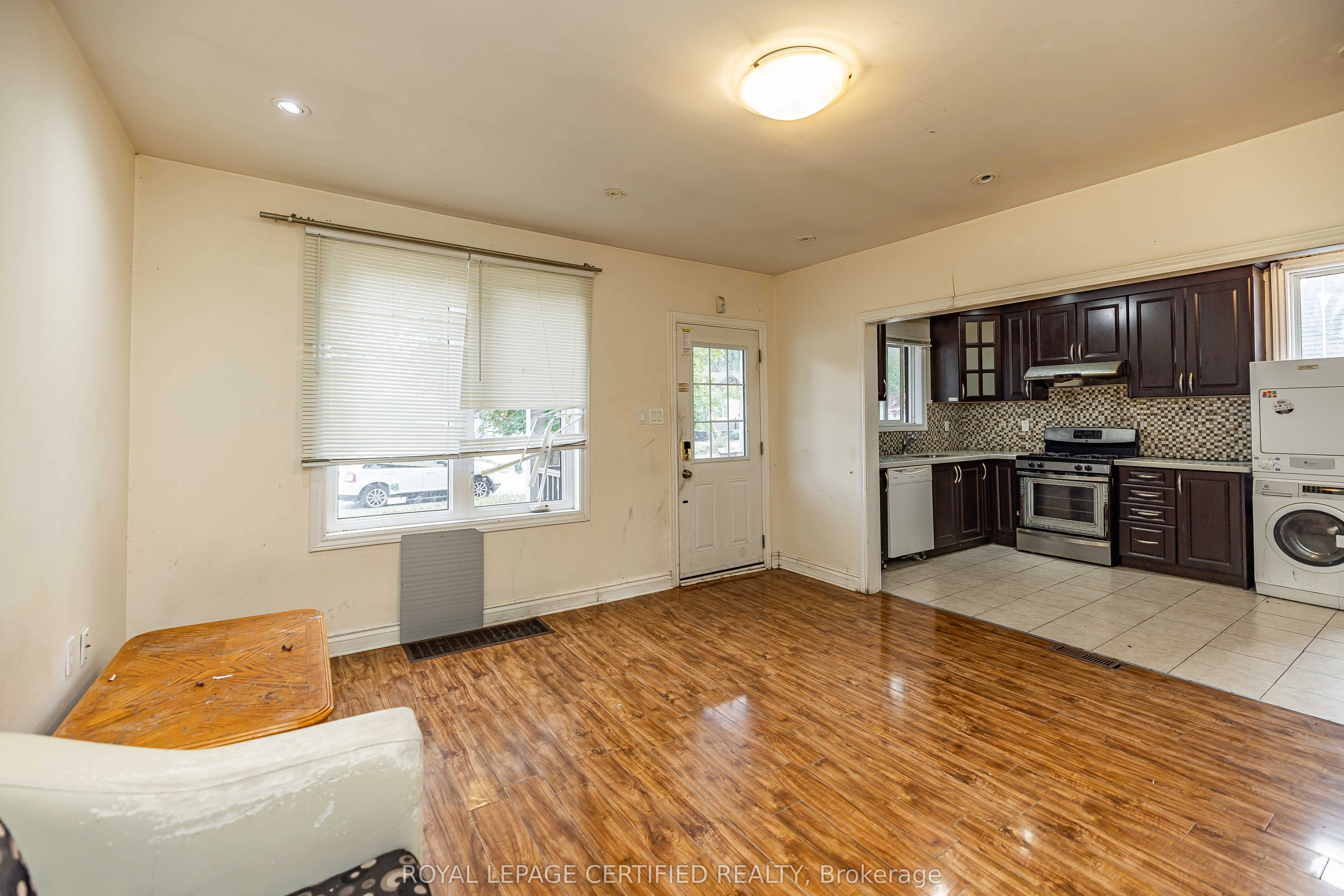 102 WOODWARD Avenue