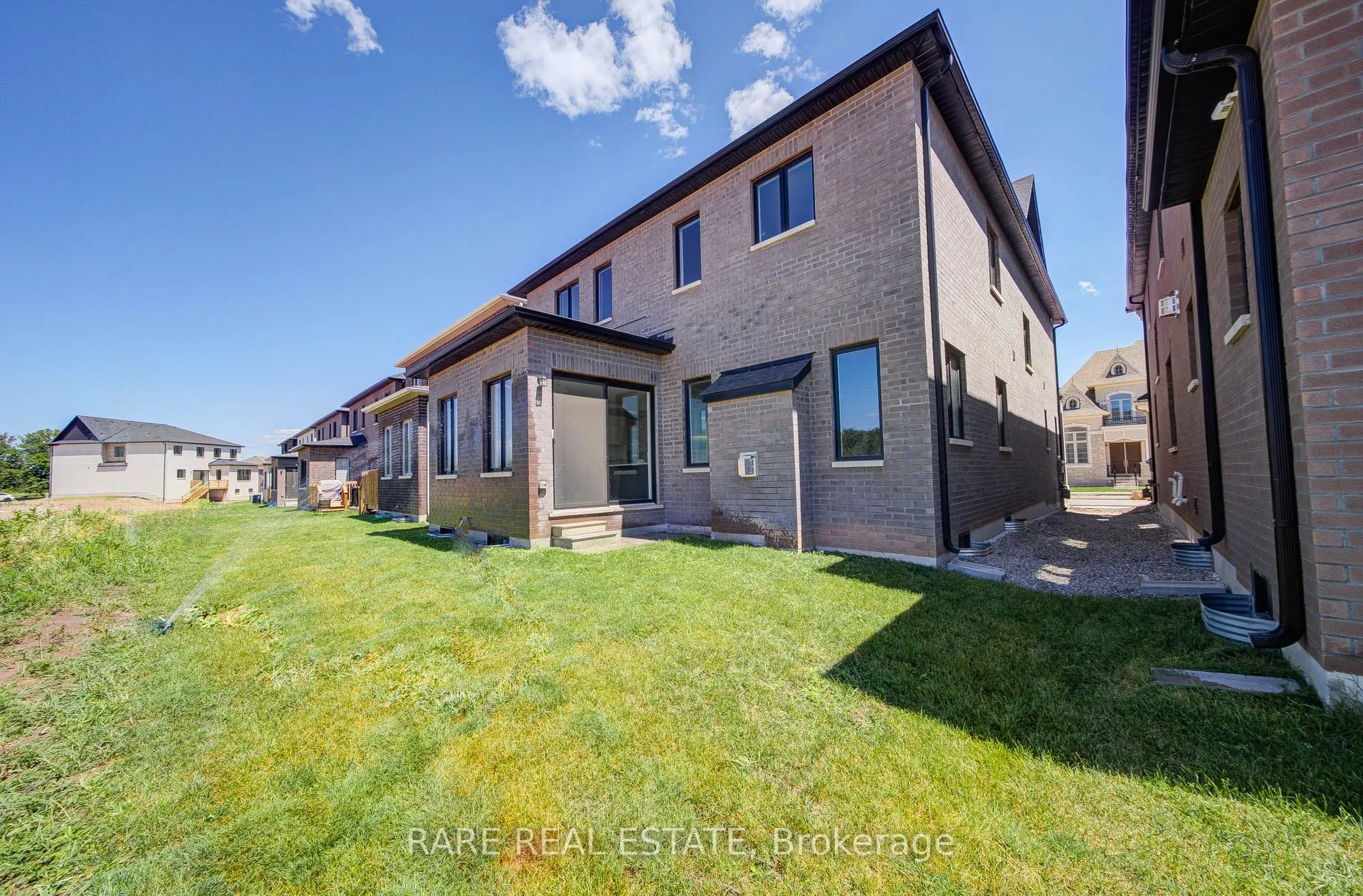 3281 Dove Drive
