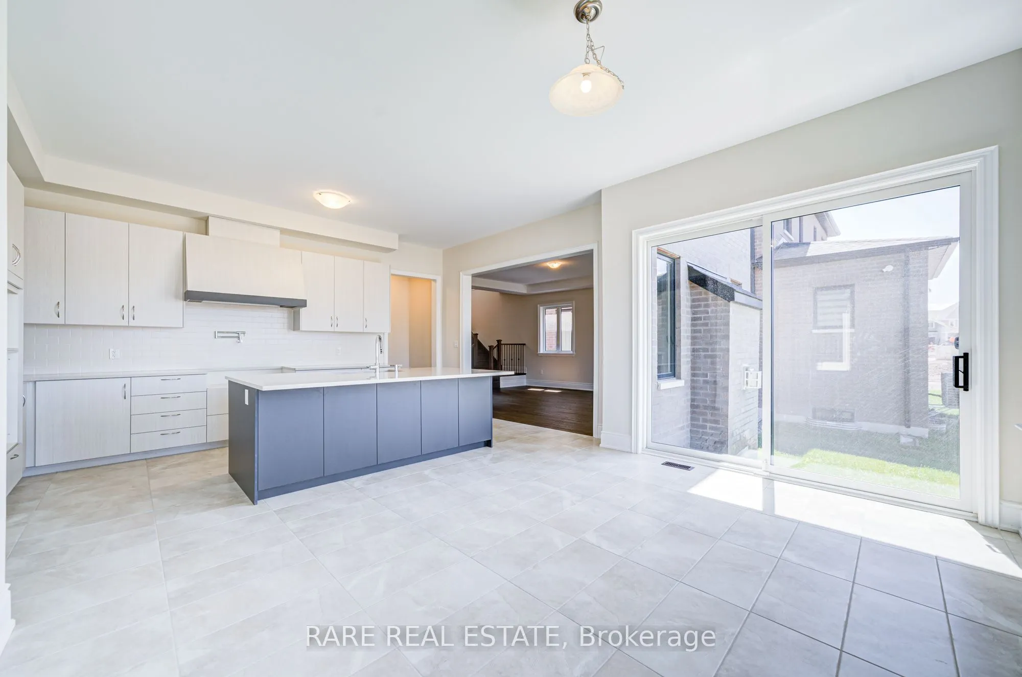 3281 Dove Drive