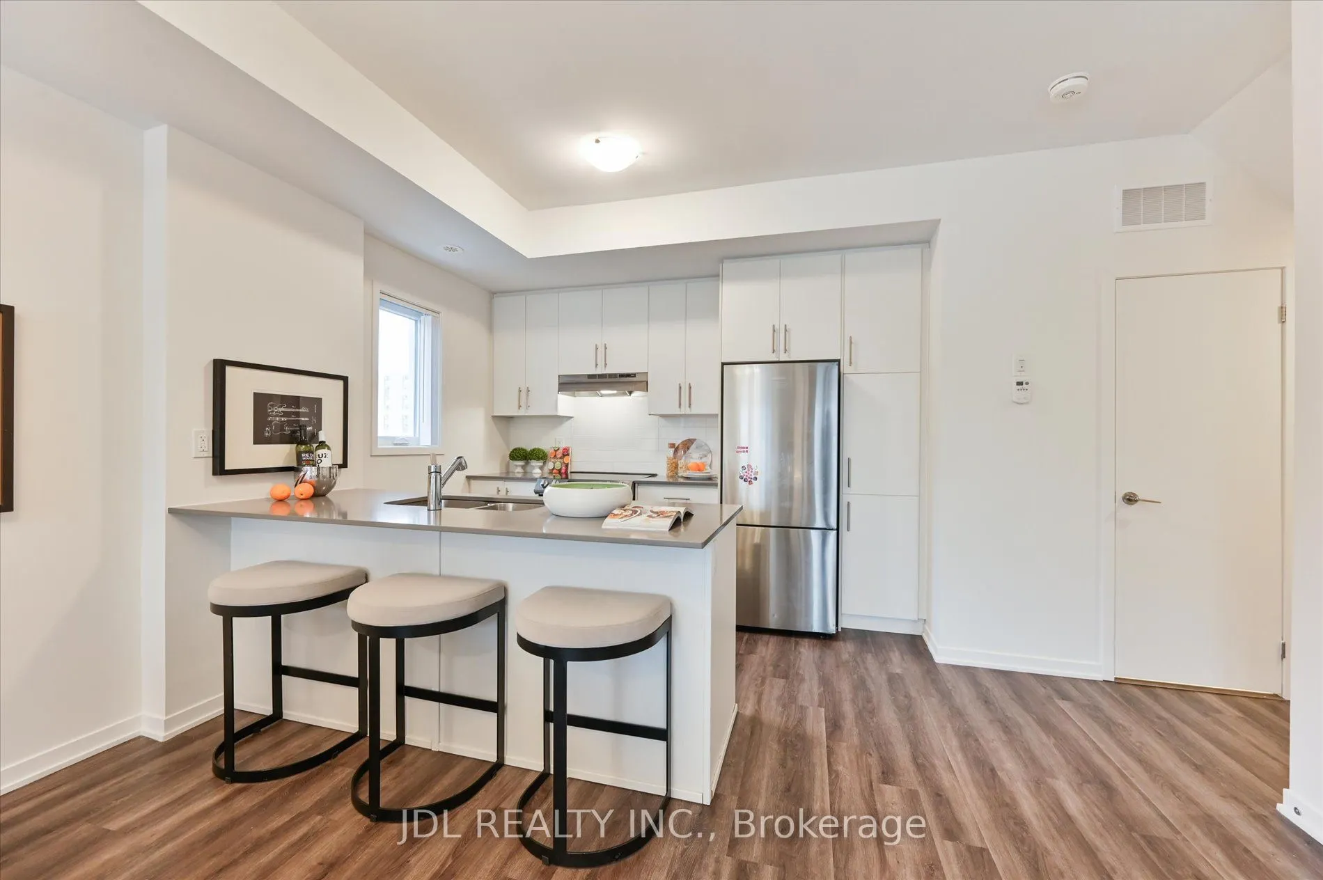 260 Twelfth Street, #12