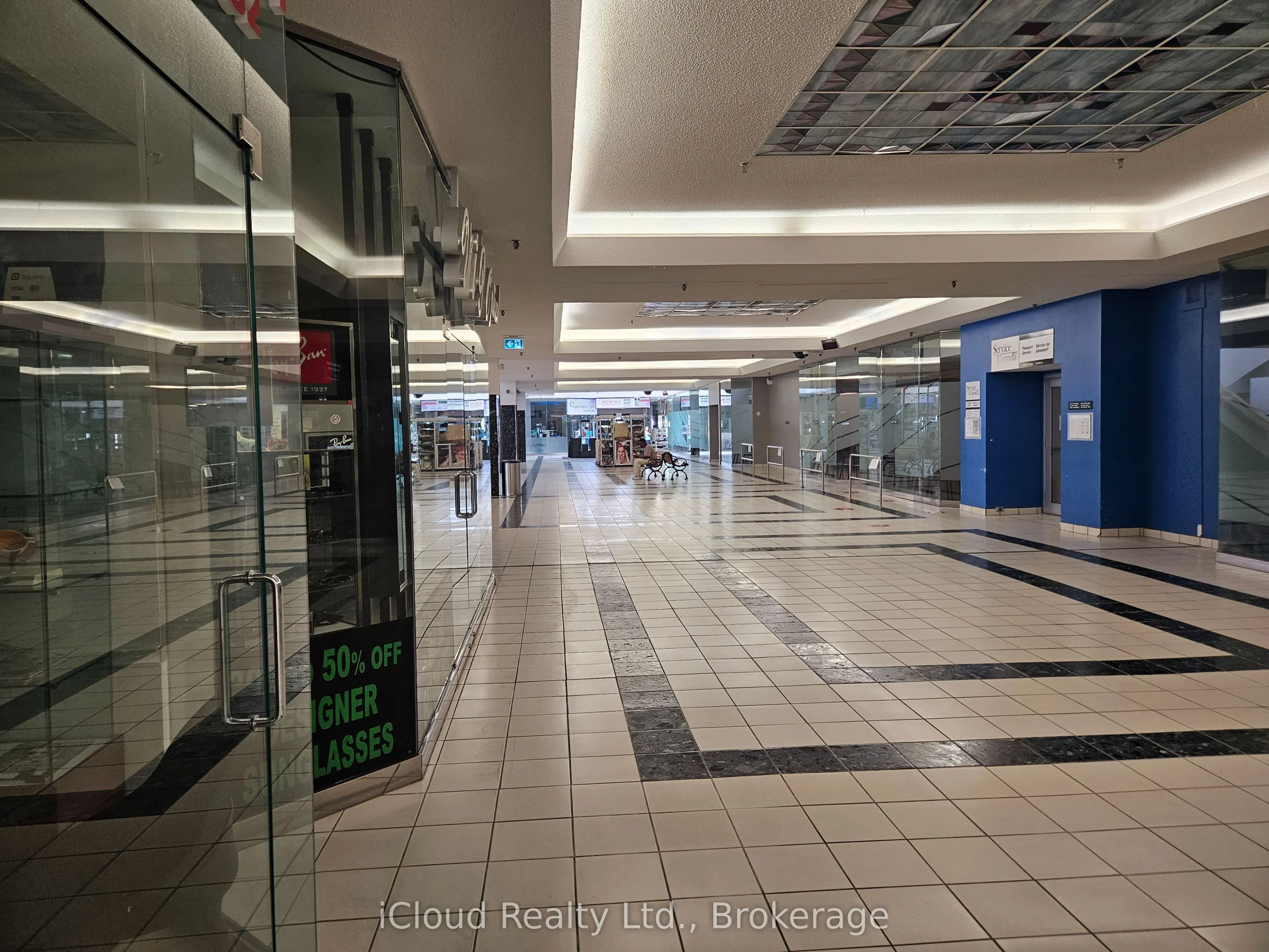 377 Burnhamthorpe Road E, #4