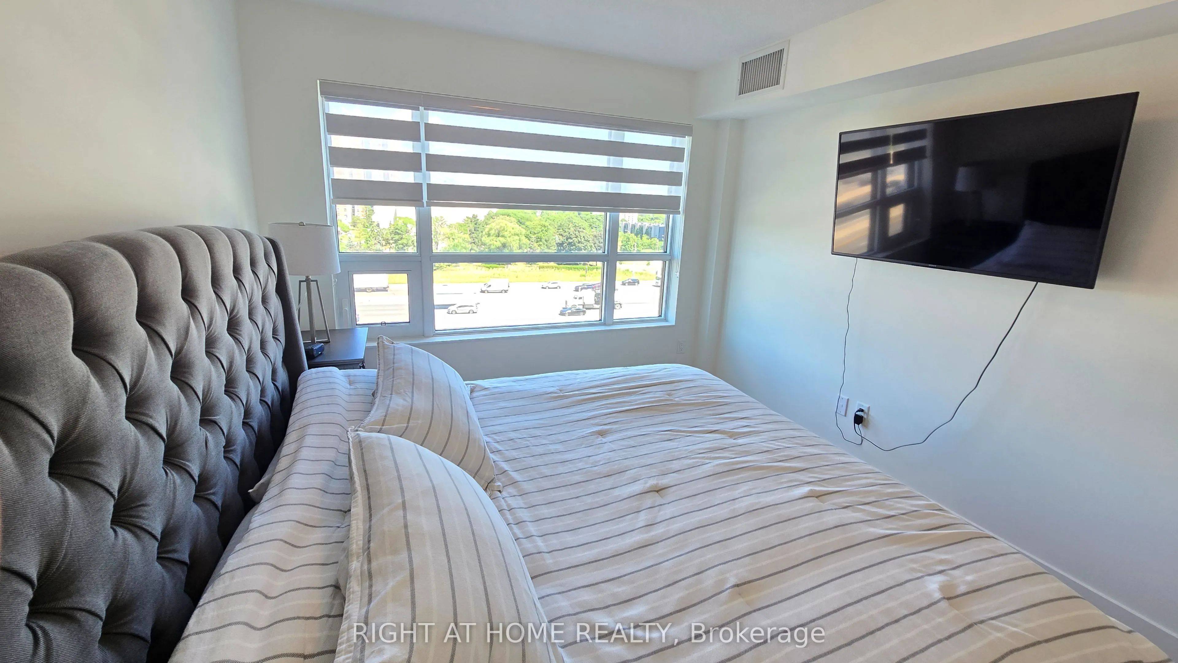 10 Eva Road, #507