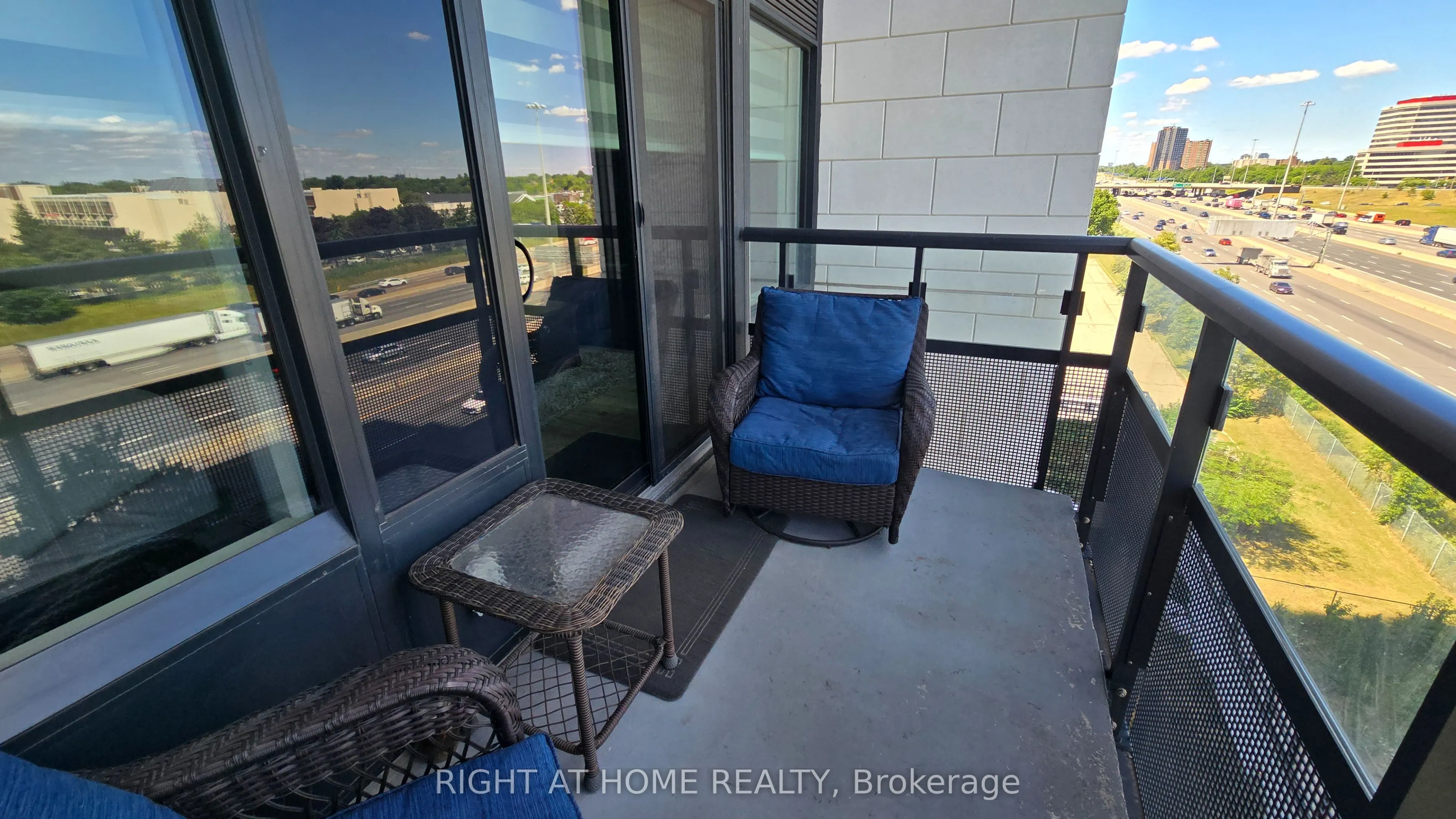 10 Eva Road, #507