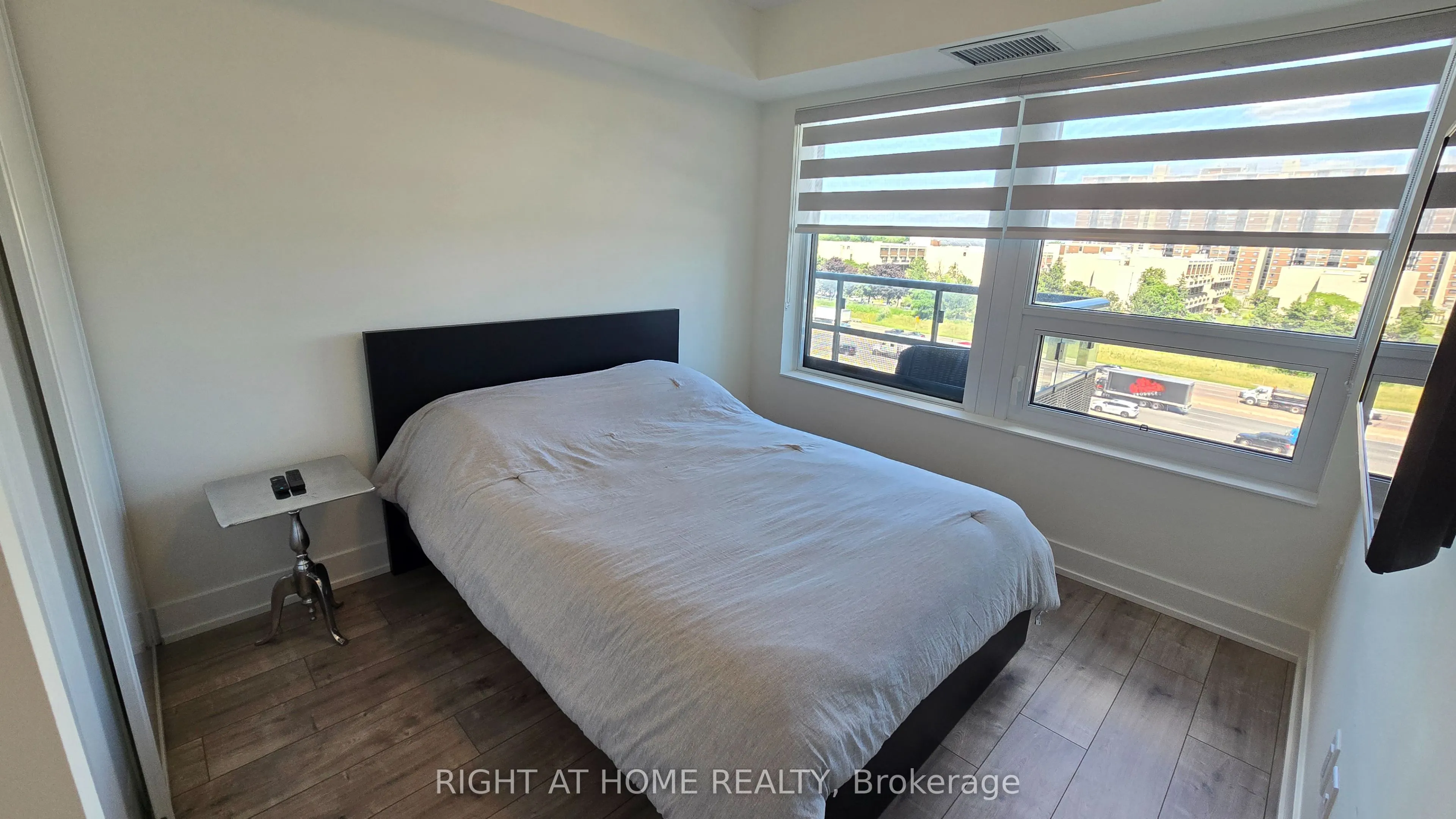 10 Eva Road, #507