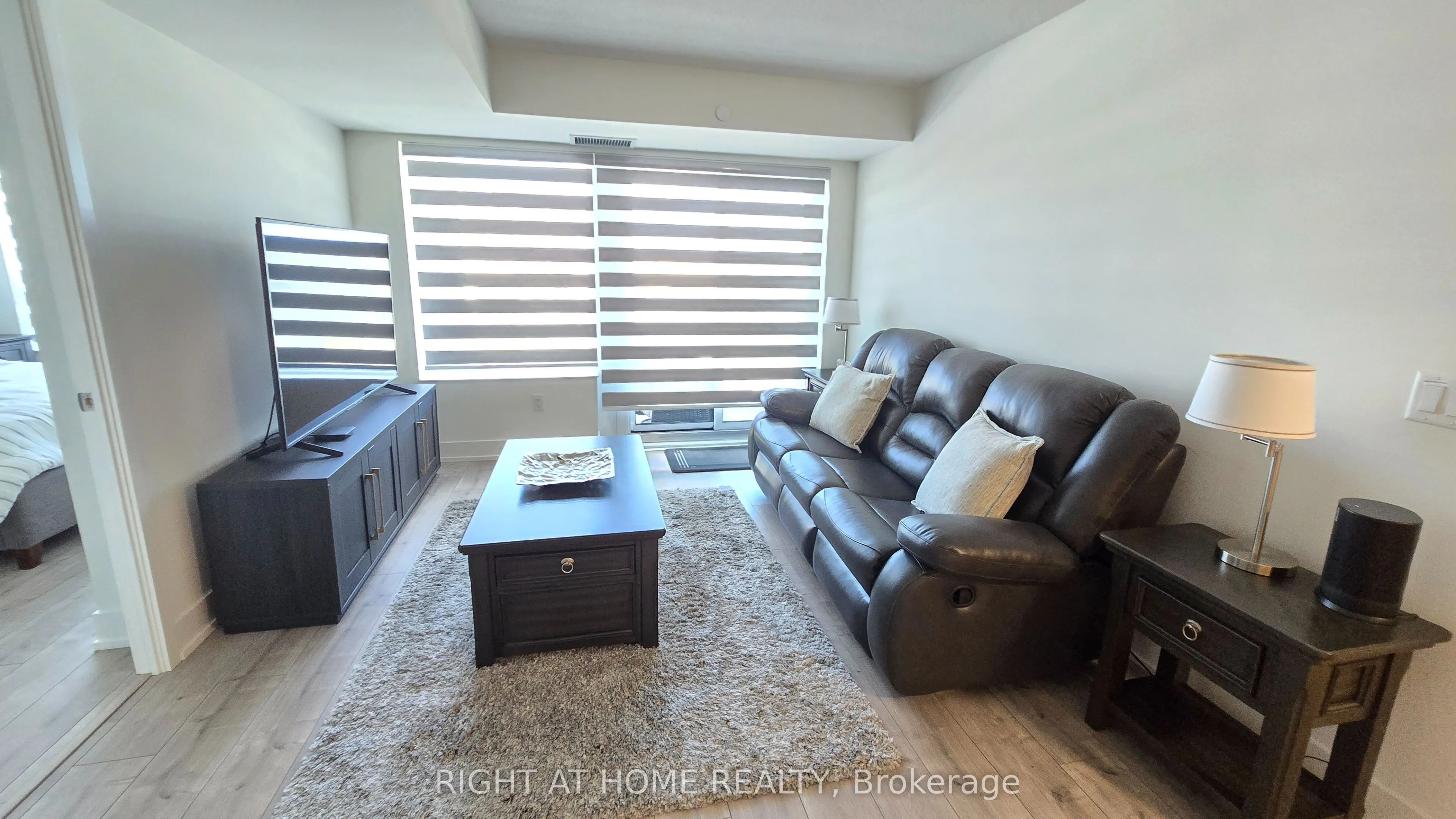 10 Eva Road, #507