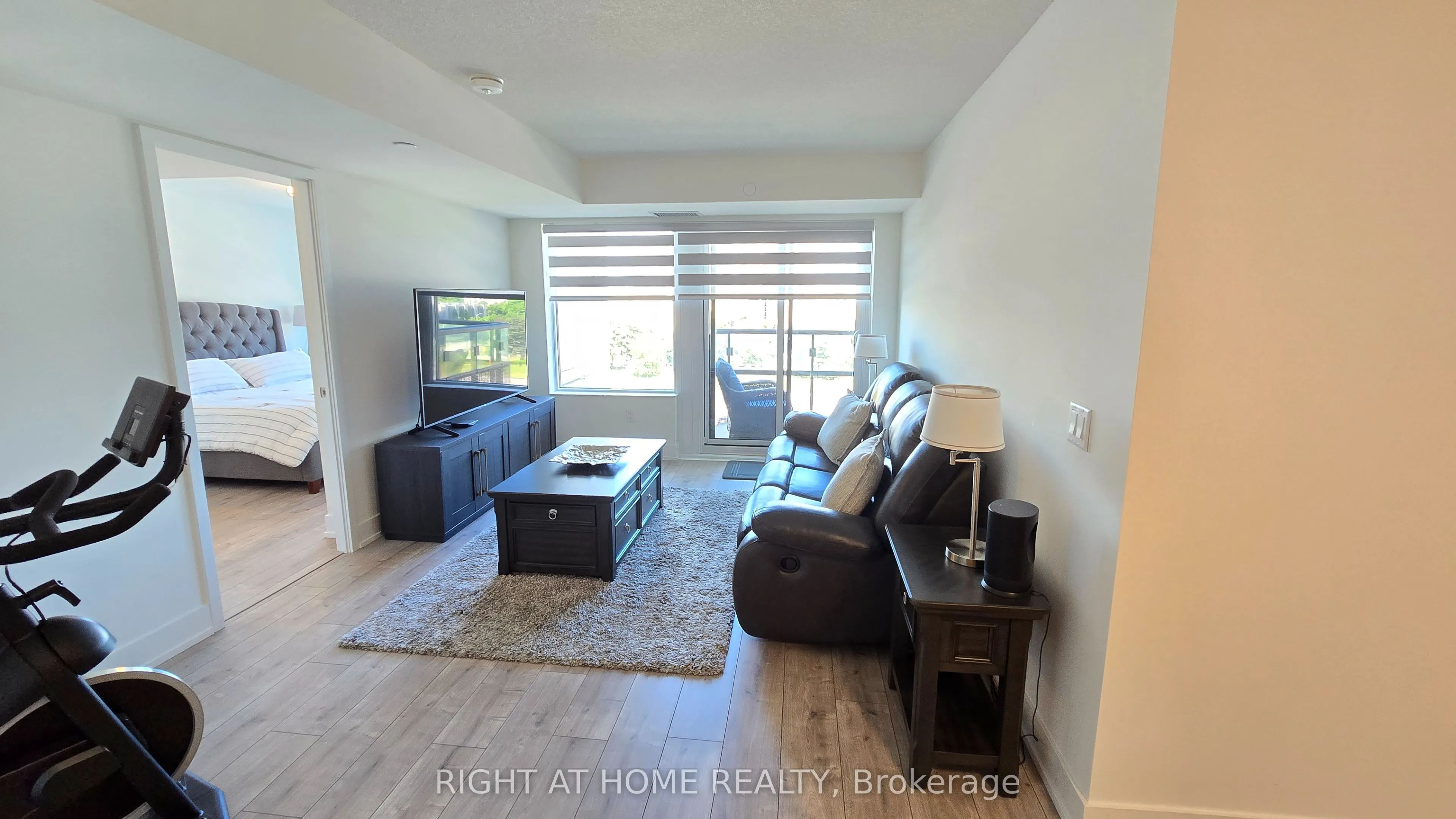 10 Eva Road, #507