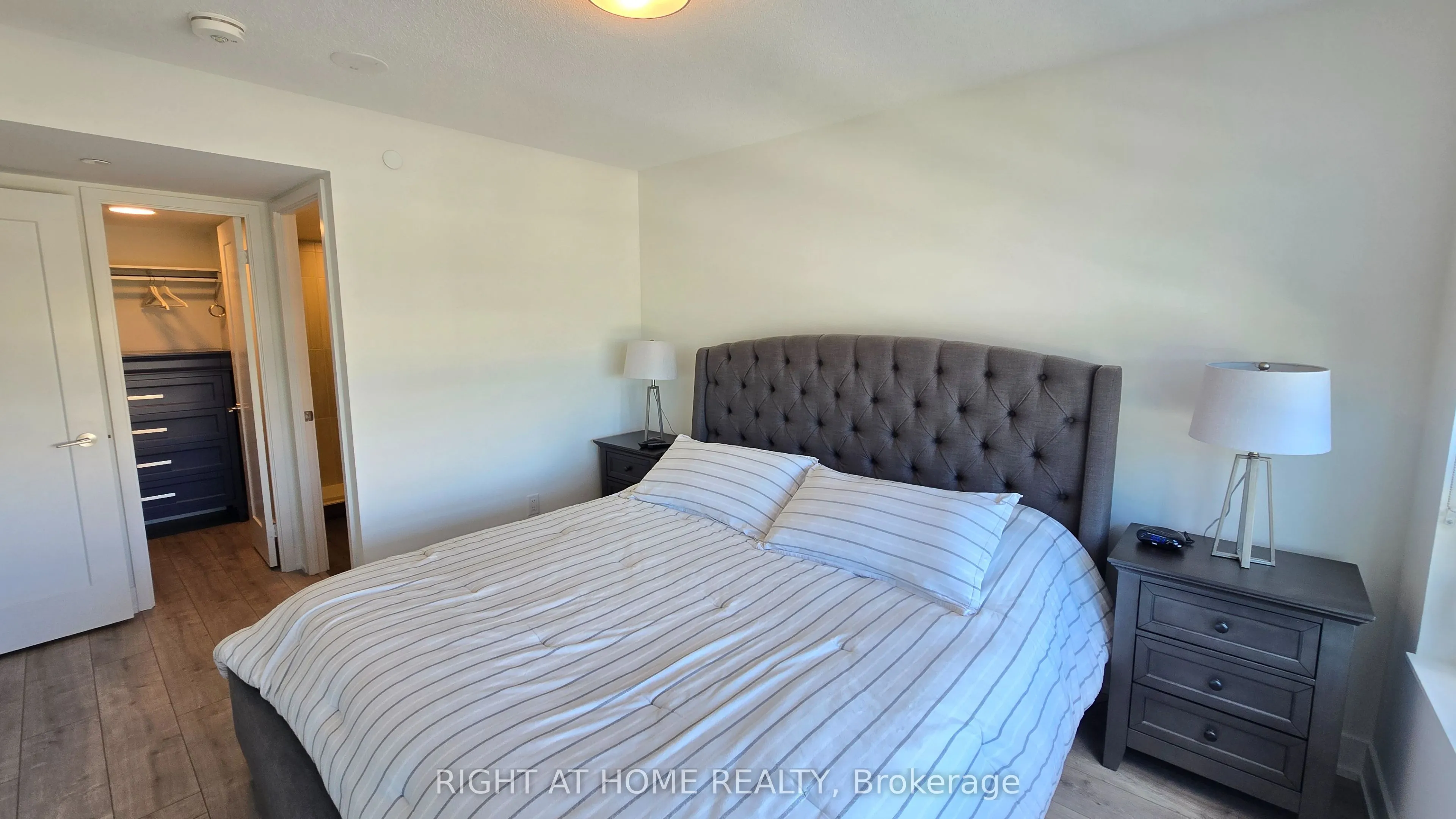 10 Eva Road, #507
