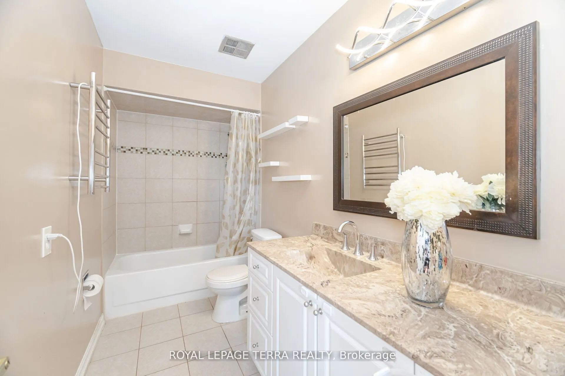 3407 Nighthawk Trail