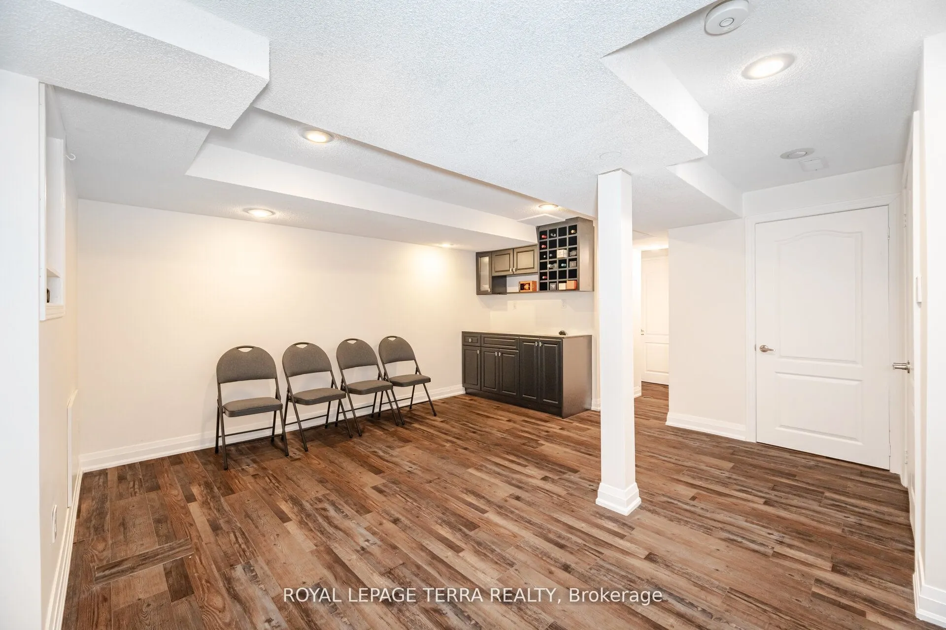 3407 Nighthawk Trail