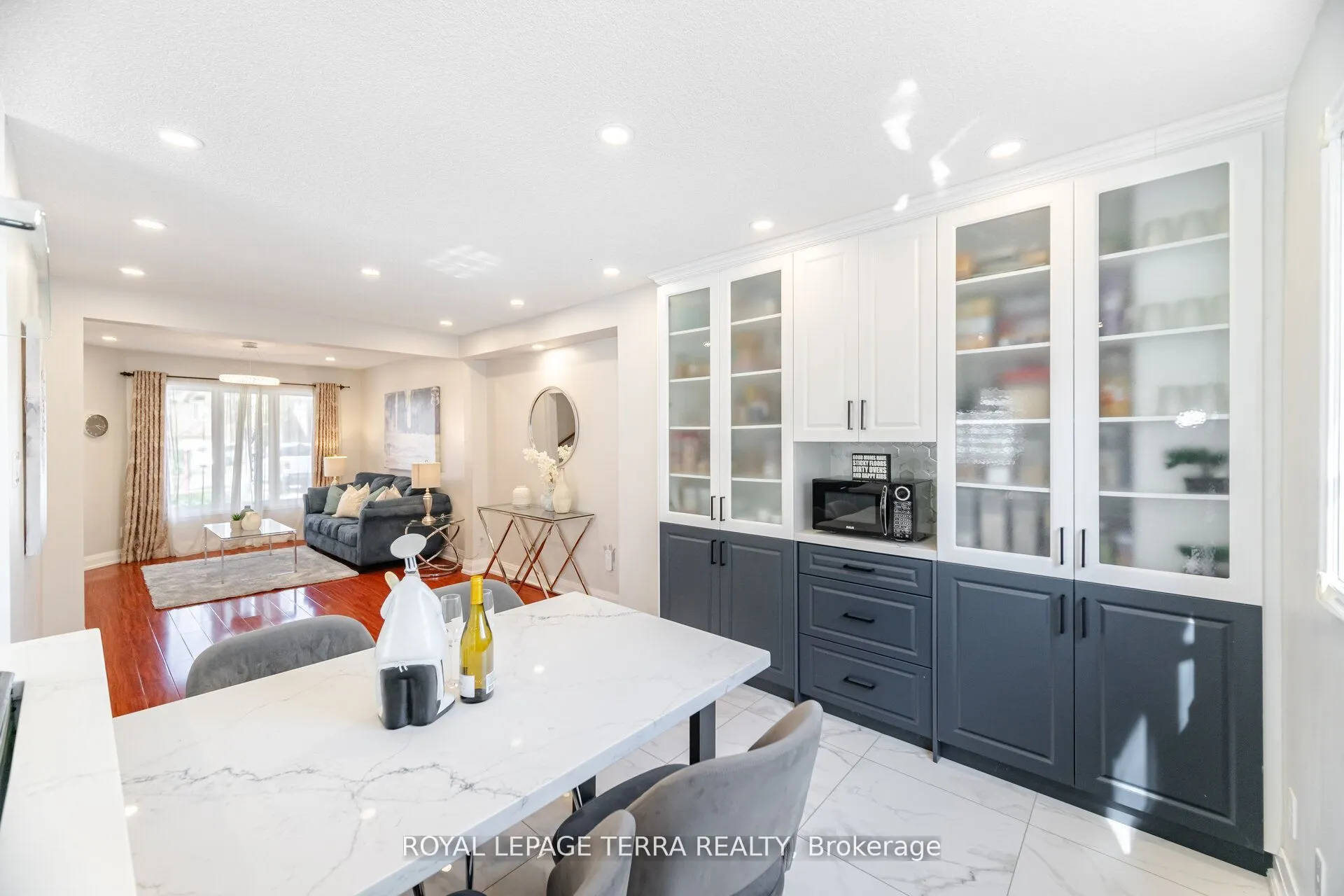 3407 Nighthawk Trail