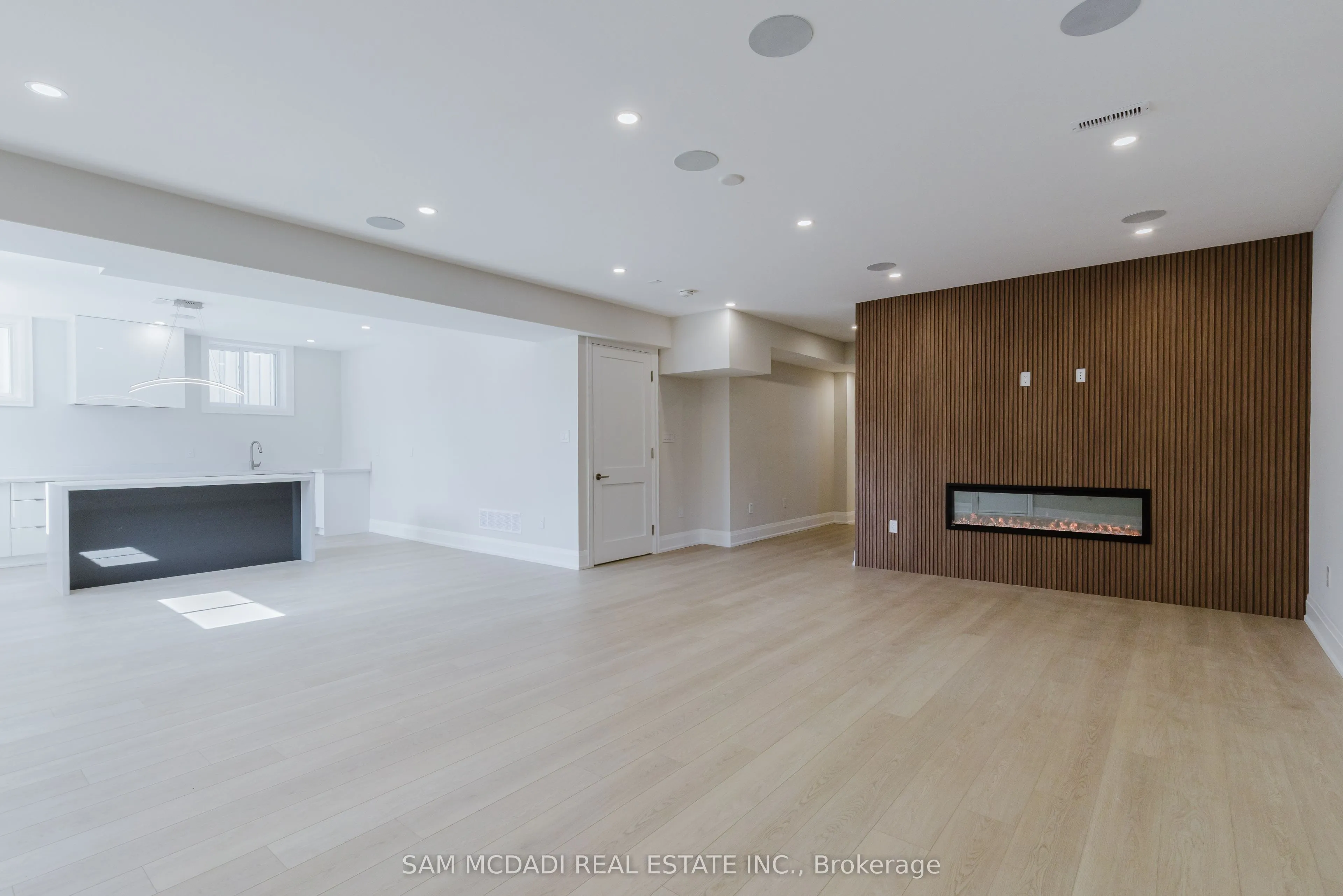 2346 Rebecca Street