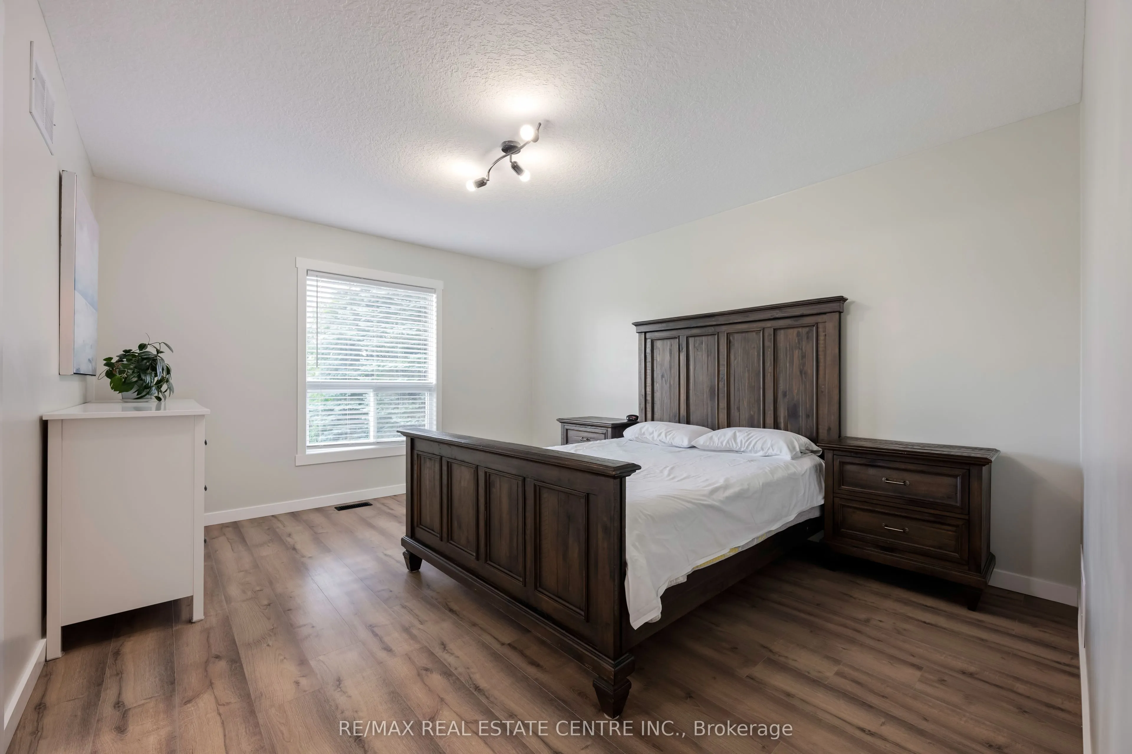 103 Hunter Road