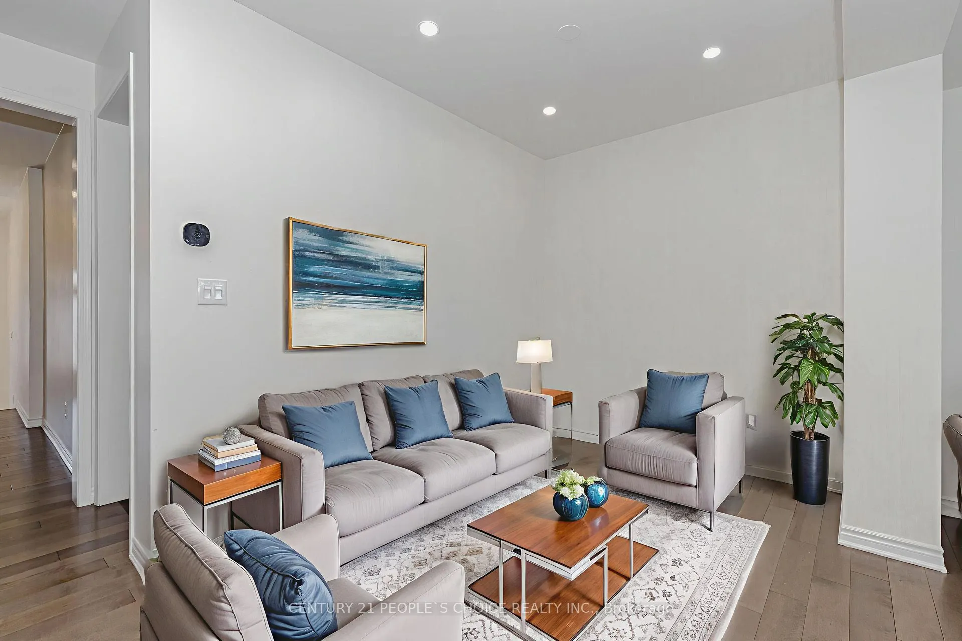 1221 Hazel Way