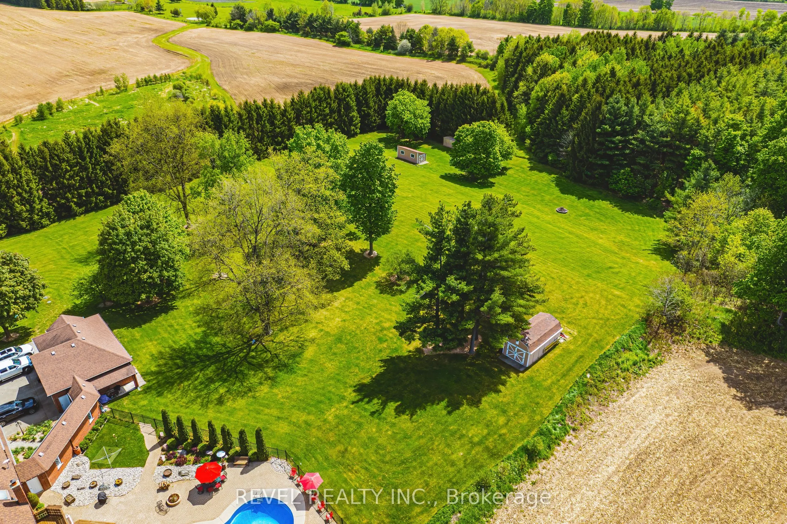 1194 20 Side Road