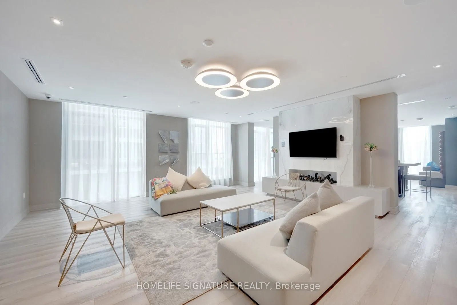 8 Nahani Way, #1006