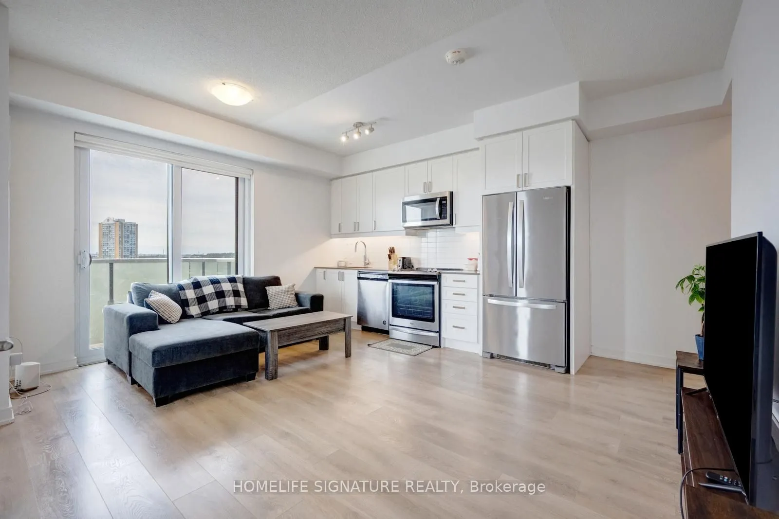 8 Nahani Way, #1006