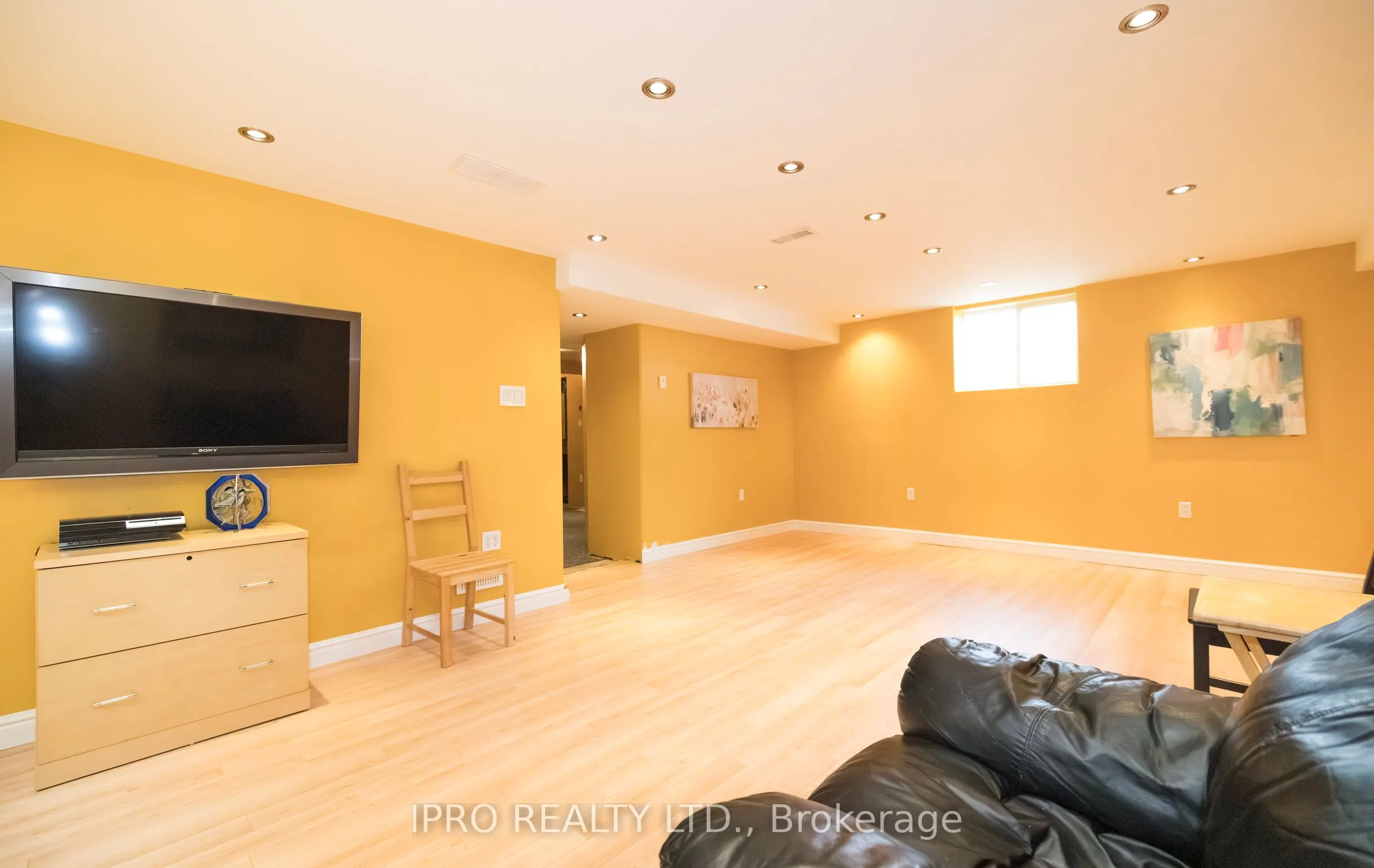 39 Beardmore Crescent