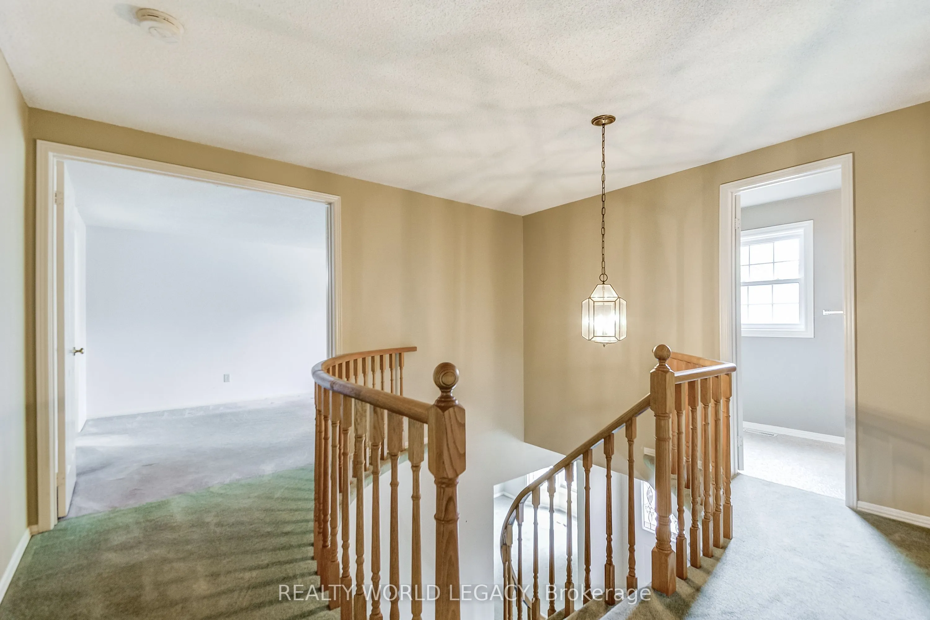 2113 Fallingbrook Court