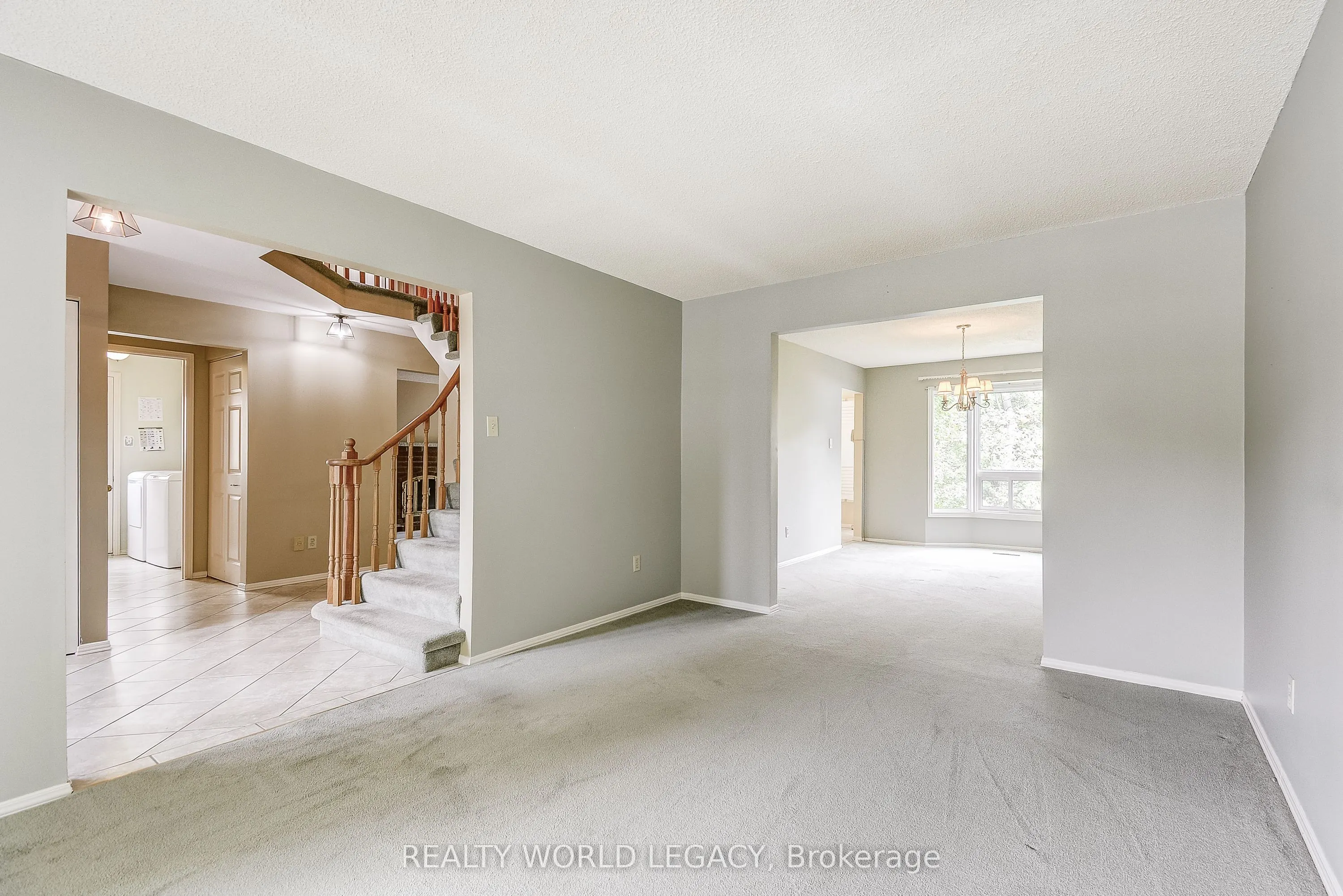 2113 Fallingbrook Court