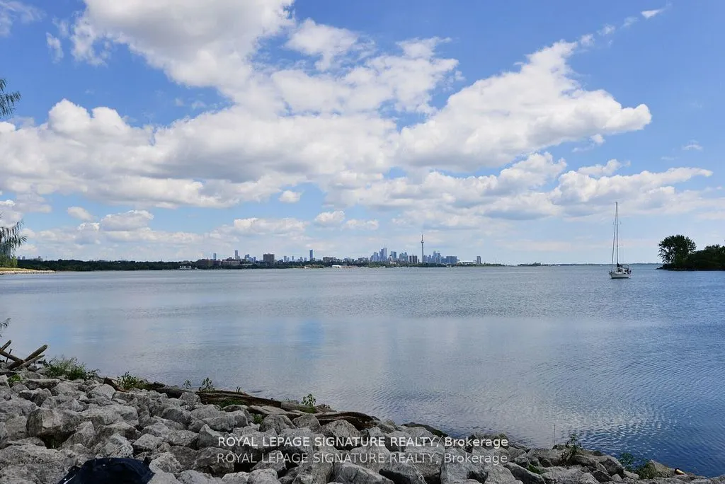 59 Annie Craig Drive, #1202