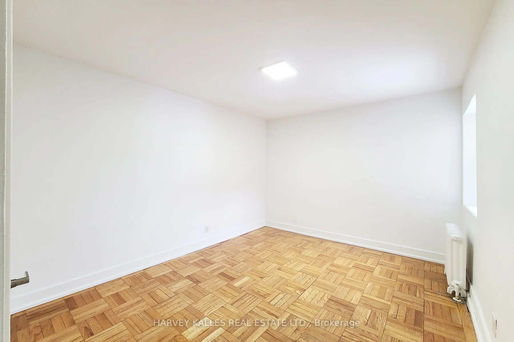 285 Park Lawn Road, #203